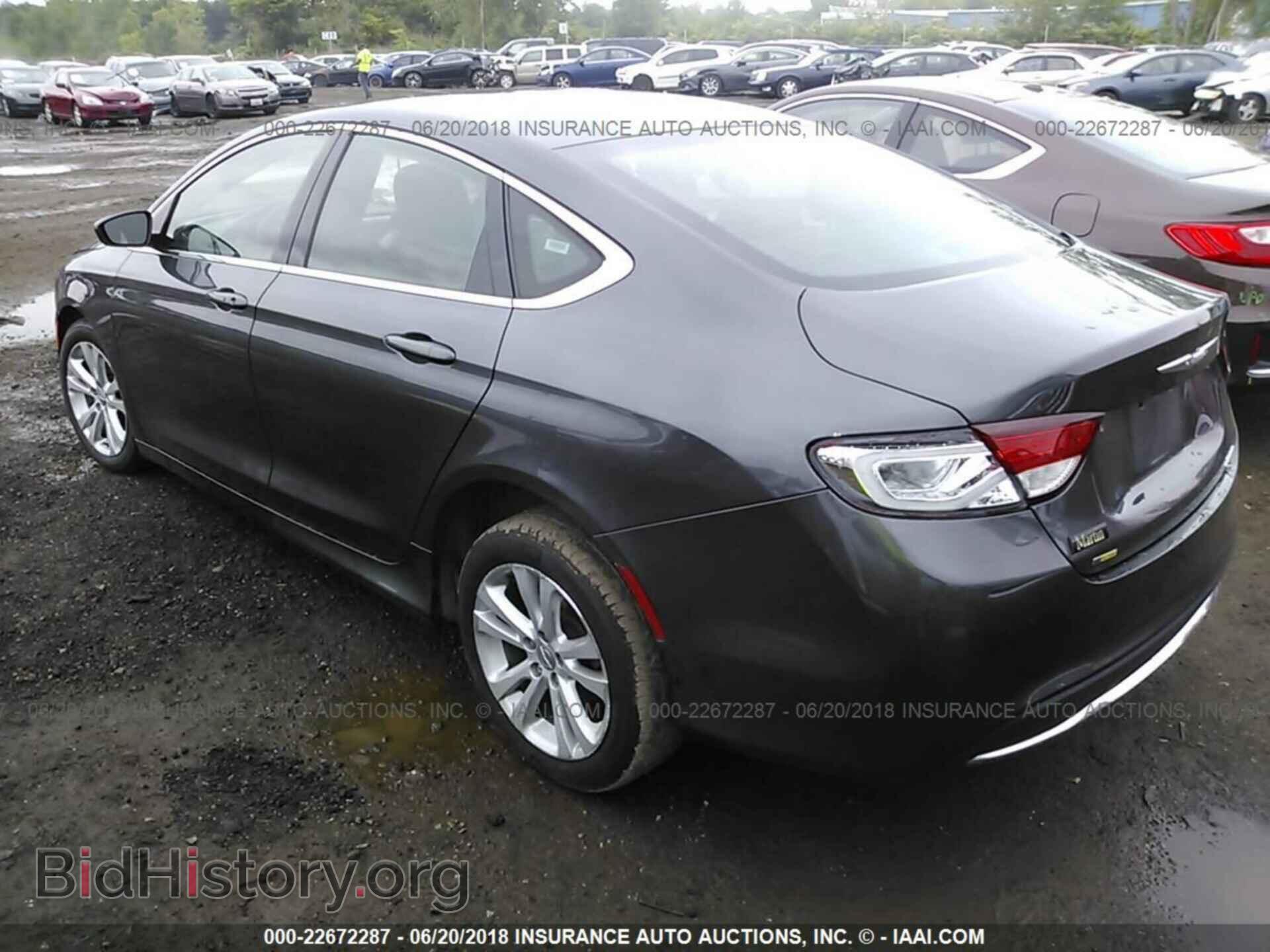 2016 Chrysler 200 - VIN: 1C3CCCAB6GN141372 - Photo 3