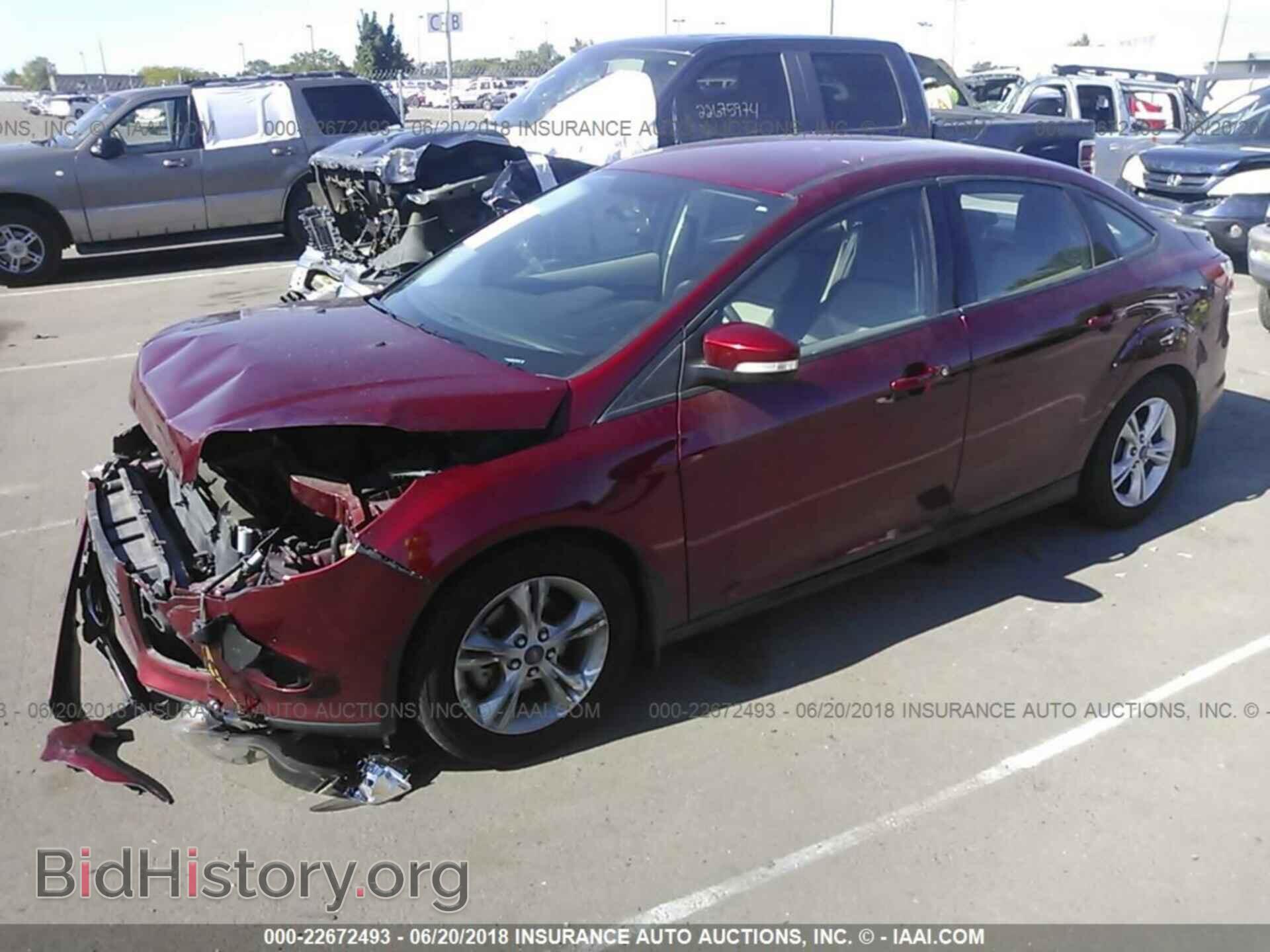 2014 Ford Focus - VIN: 1FADP3F20EL131271 - Фото 2