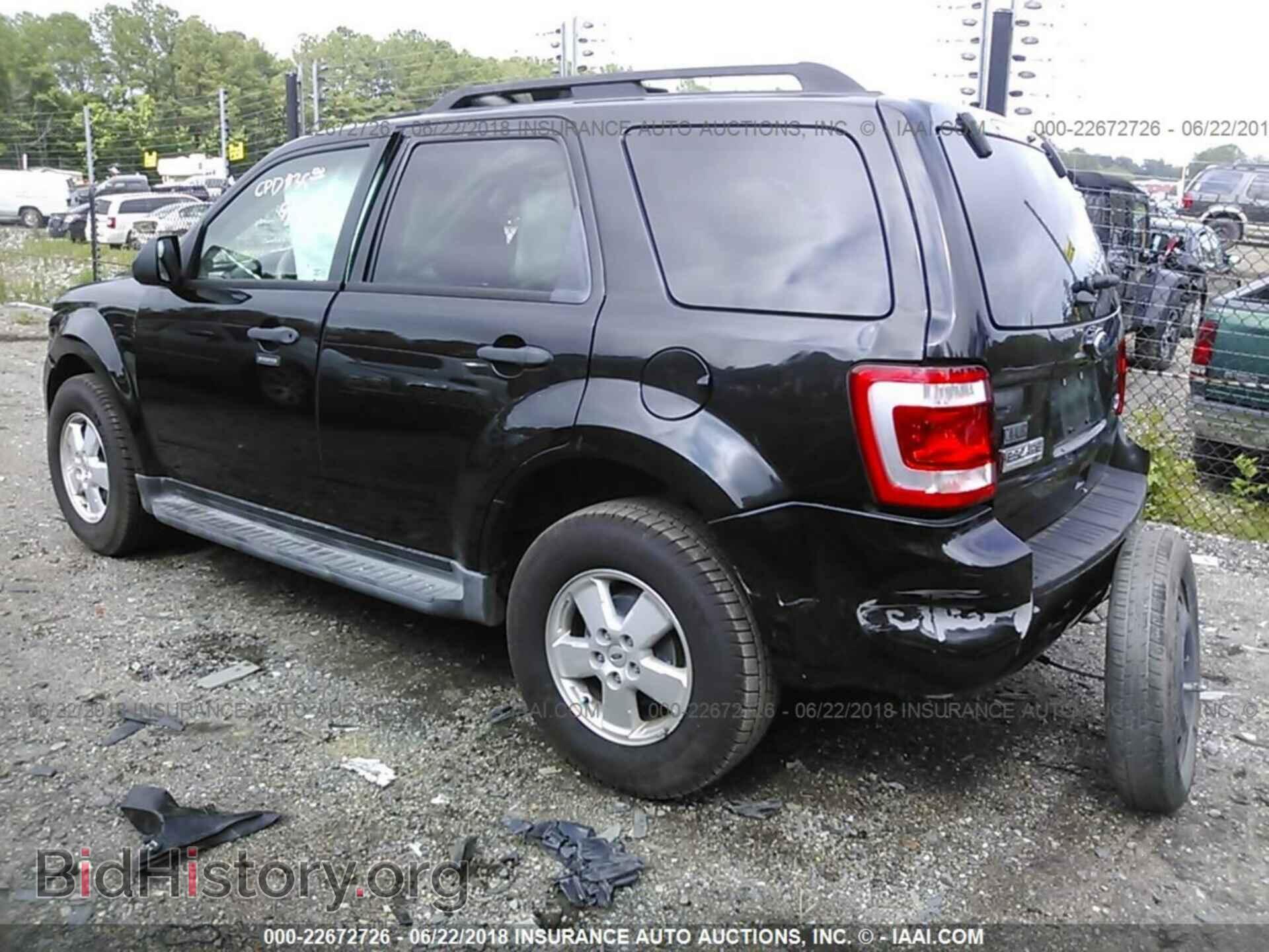 2011 Ford Escape - VIN: 1FMCU0DG7BKB10376 - Photo 3