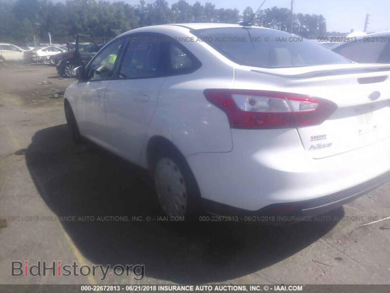 2012 Ford FOCUS (VIN 1FAHP3F25CL225175) — фото 3 из 10