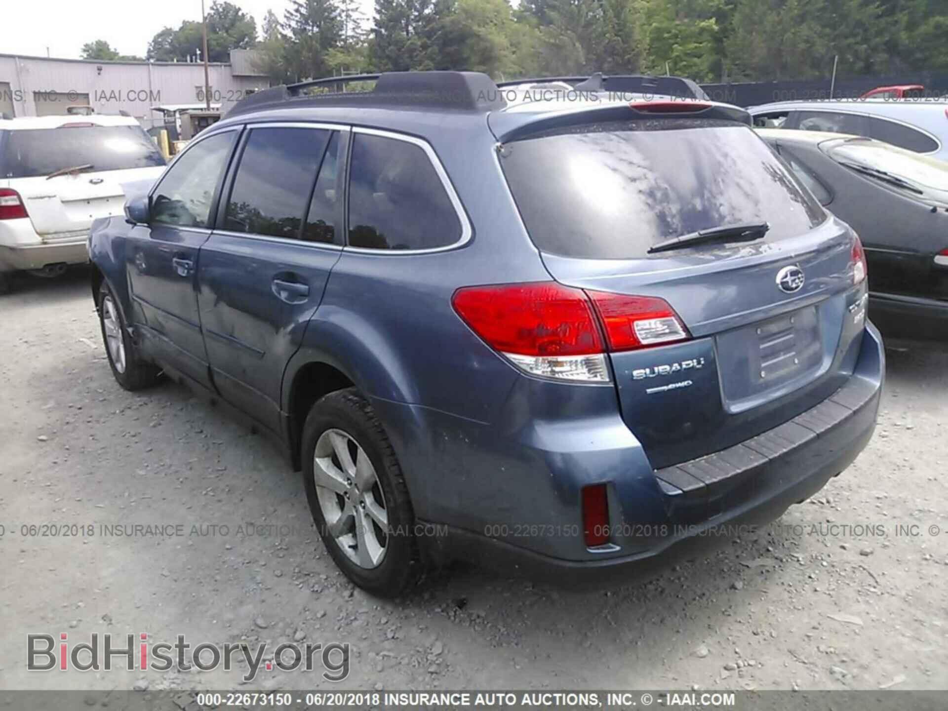 2014 Subaru Outback - VIN: 4S4BRBCC9E3217211 - Фото 3