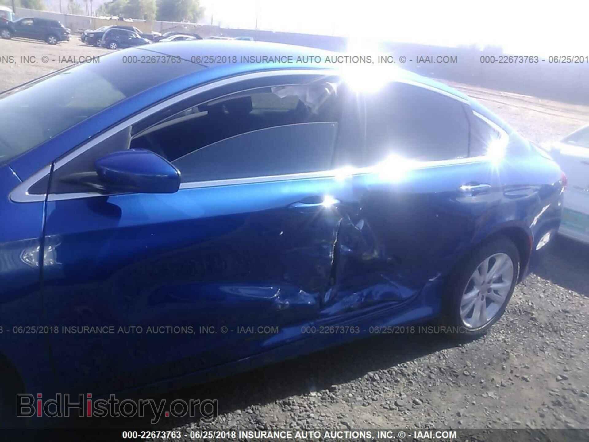 2016 Chrysler 200 - VIN: 1C3CCCAB8GN160909 - Фото 6