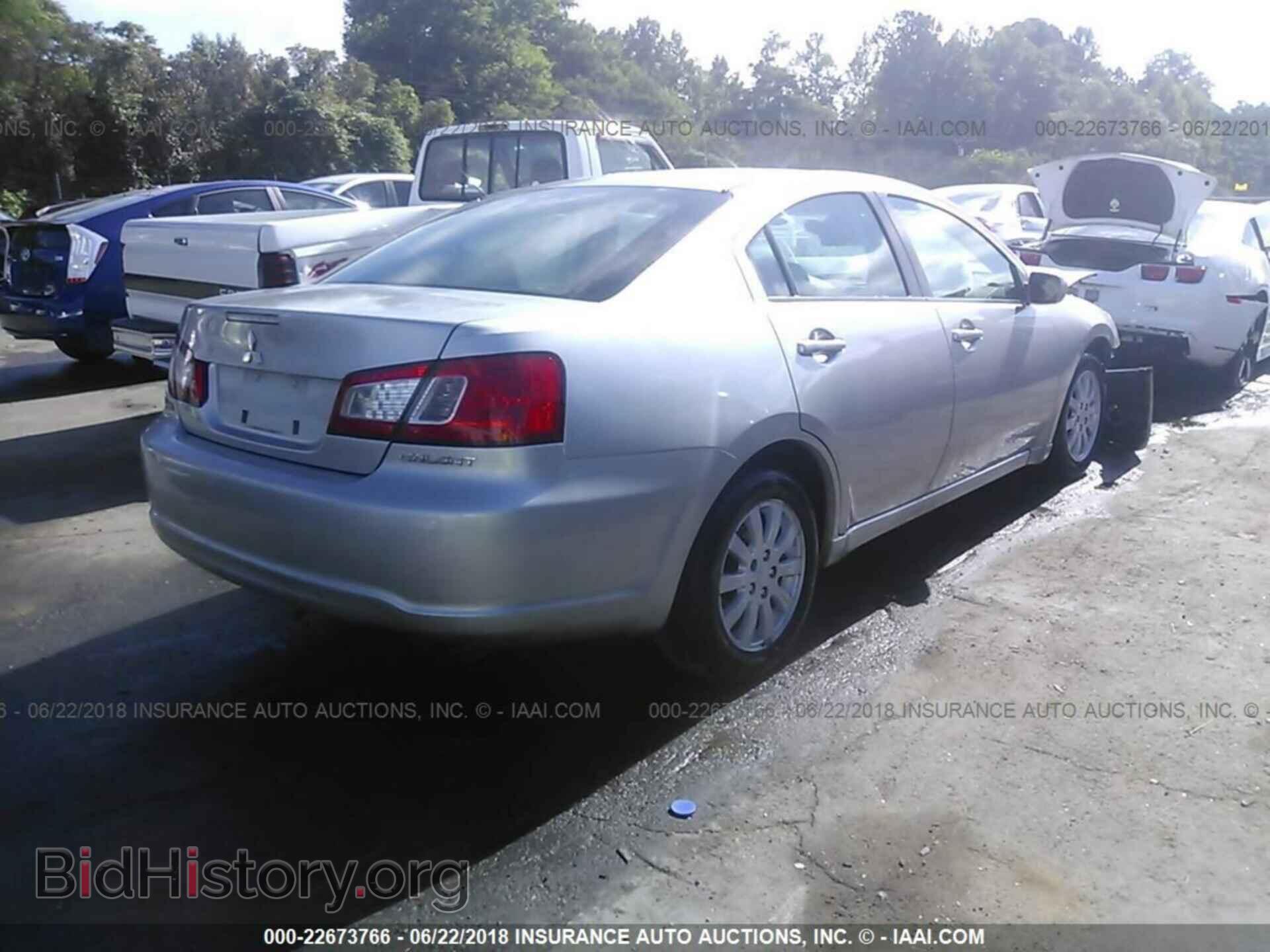 2011 Mitsubishi Galant - VIN: 4A32B2FF5BE025411 - Фото 4