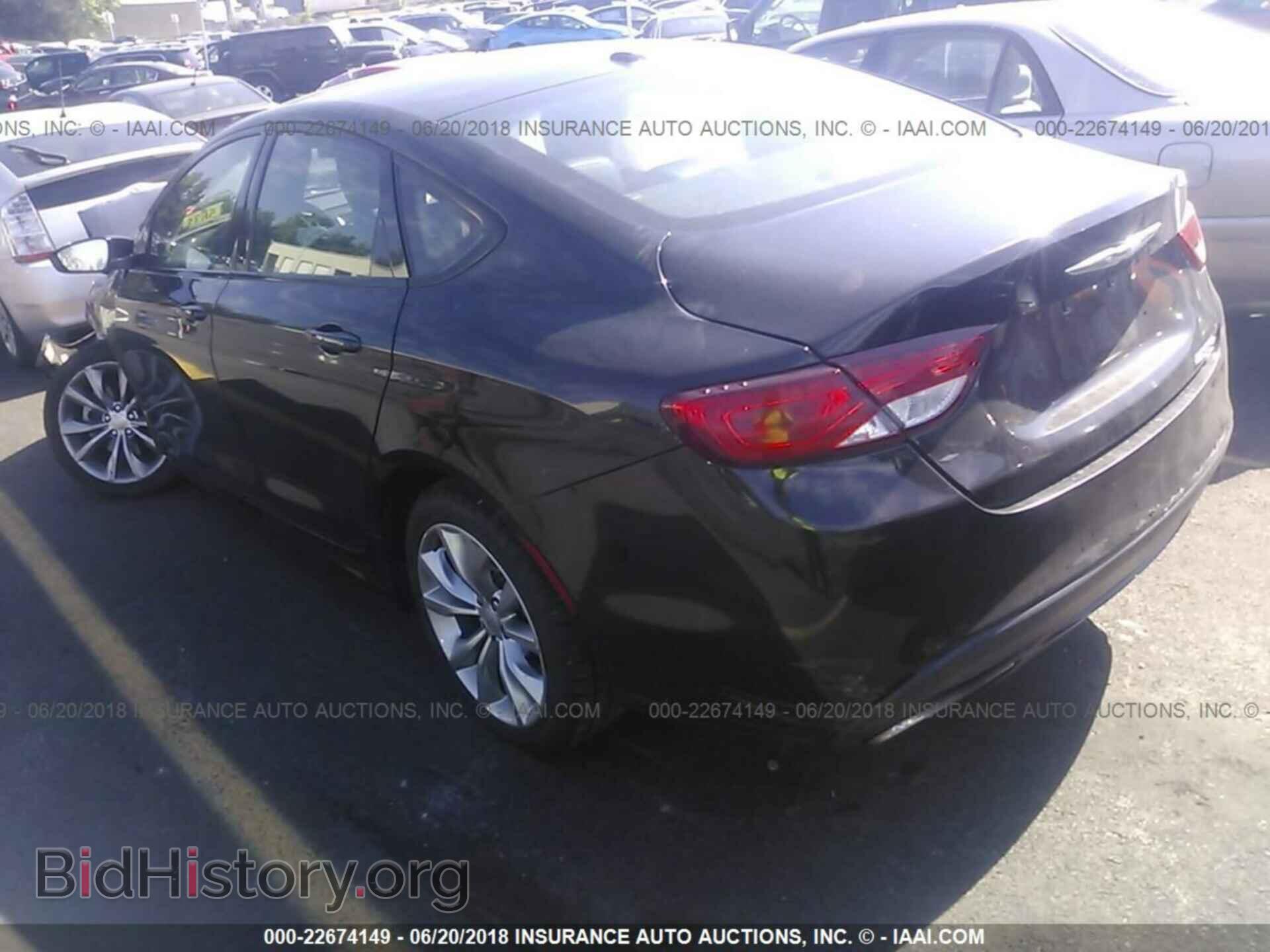 2015 Chrysler 200 - VIN: 1C3CCCBB0FN724193 - Фото 3