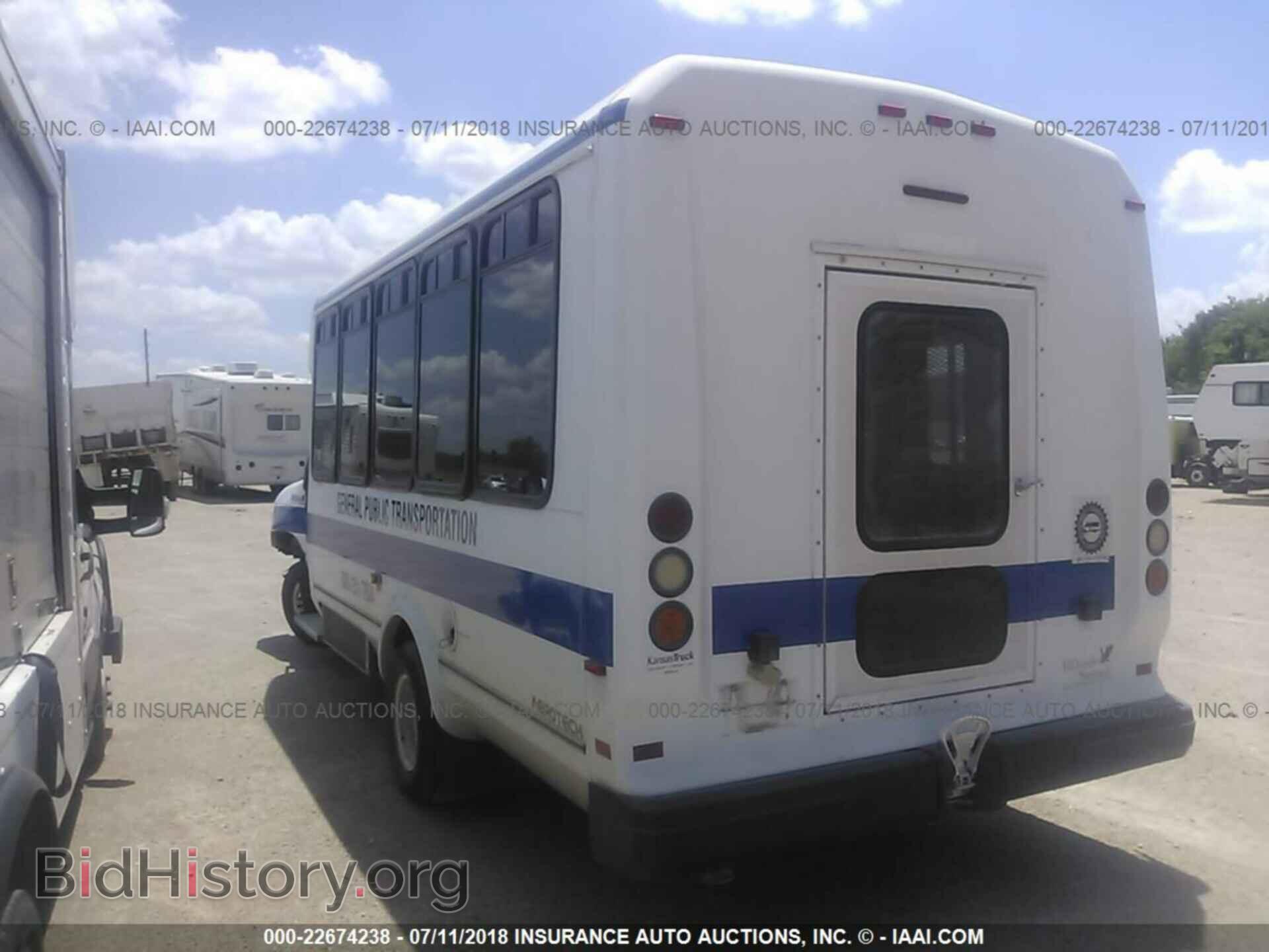 2013 Ford Econoline - VIN: 1FDFE4FS3DDA59792 - Photo 3