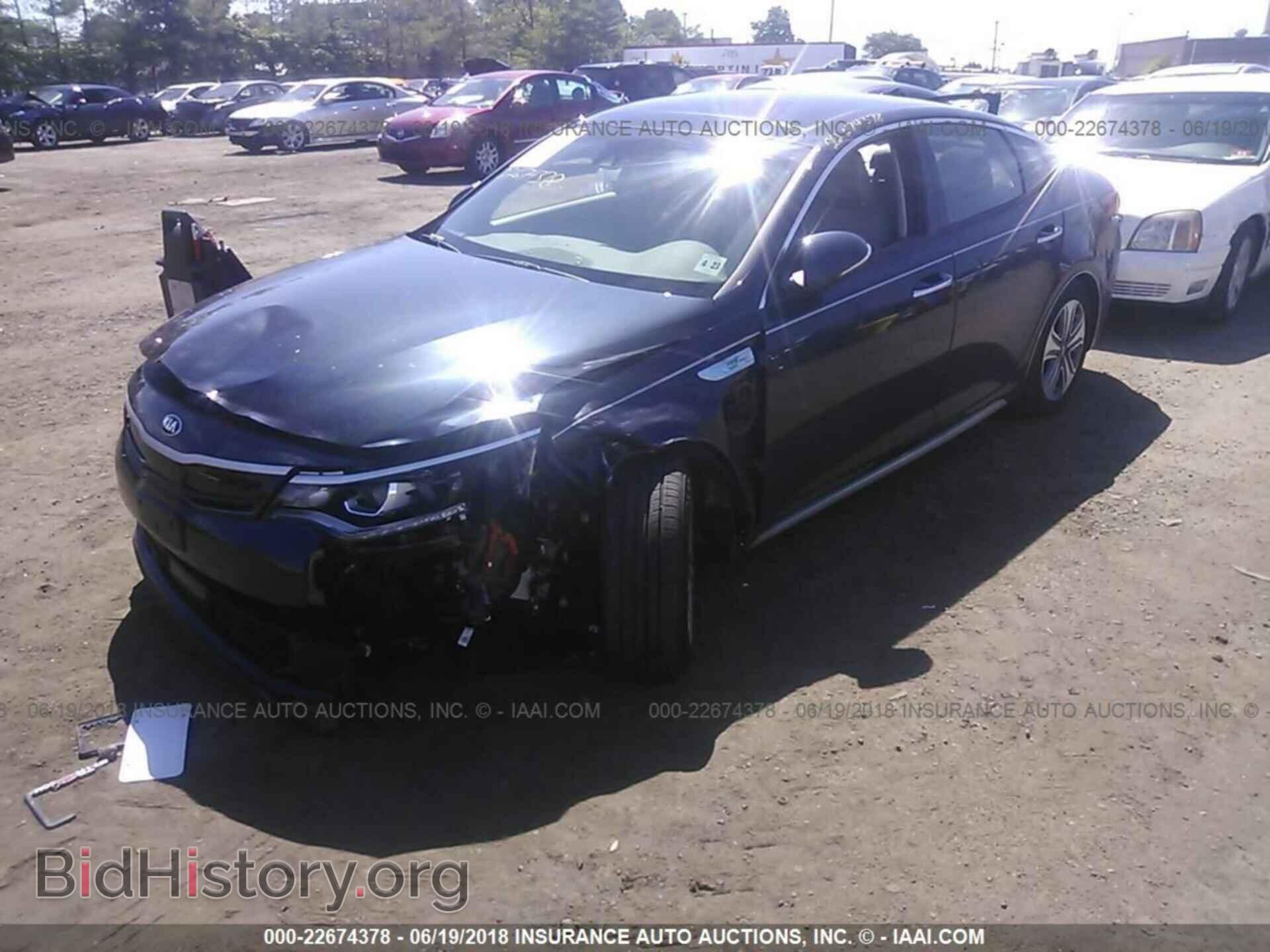 2017 Kia Optima - VIN: KNAGV4LD7H5014656 - Photo 2
