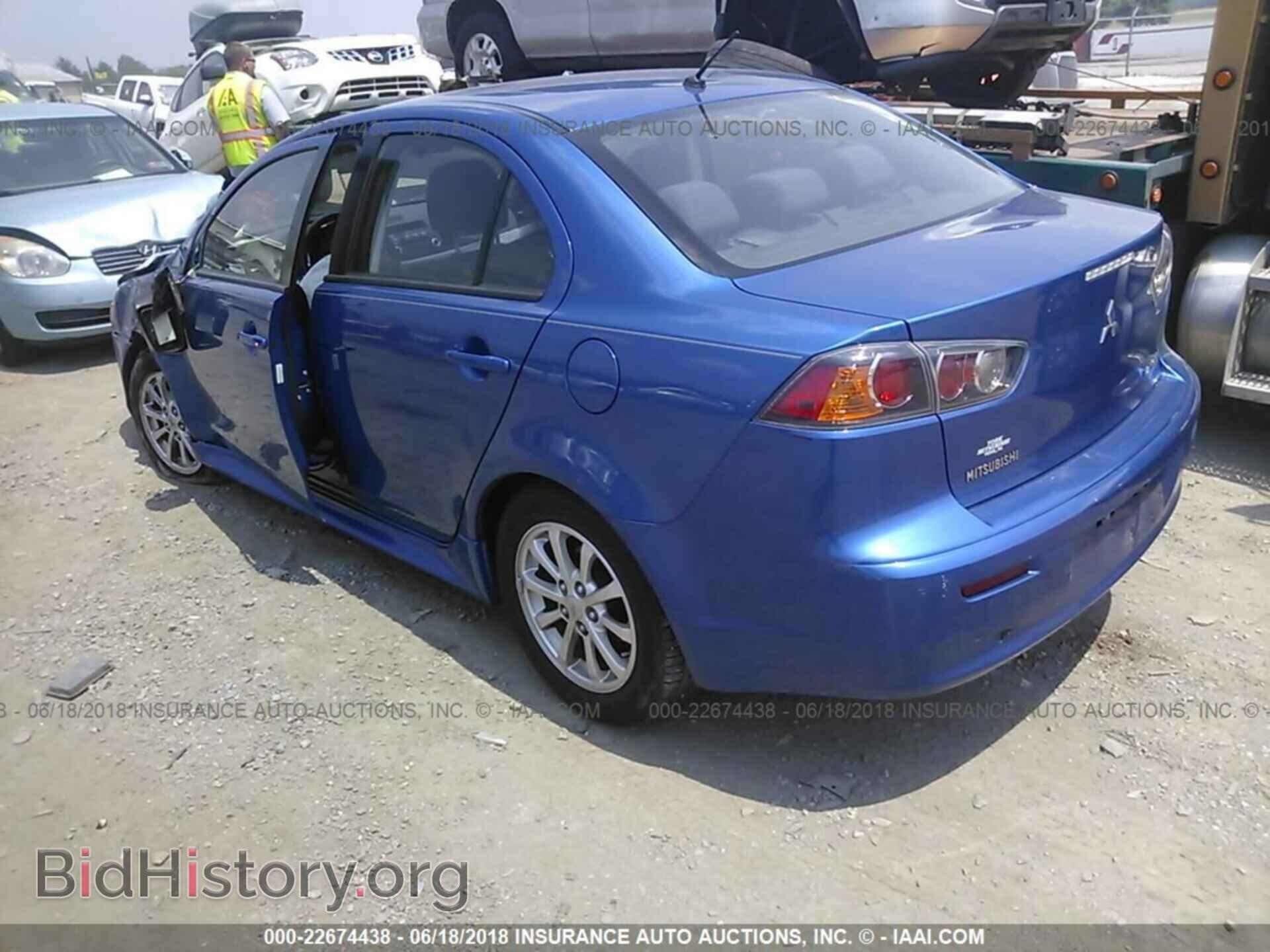 2011 Mitsubishi Lancer - VIN: JA32U2FU3BU000894 - Фото 3