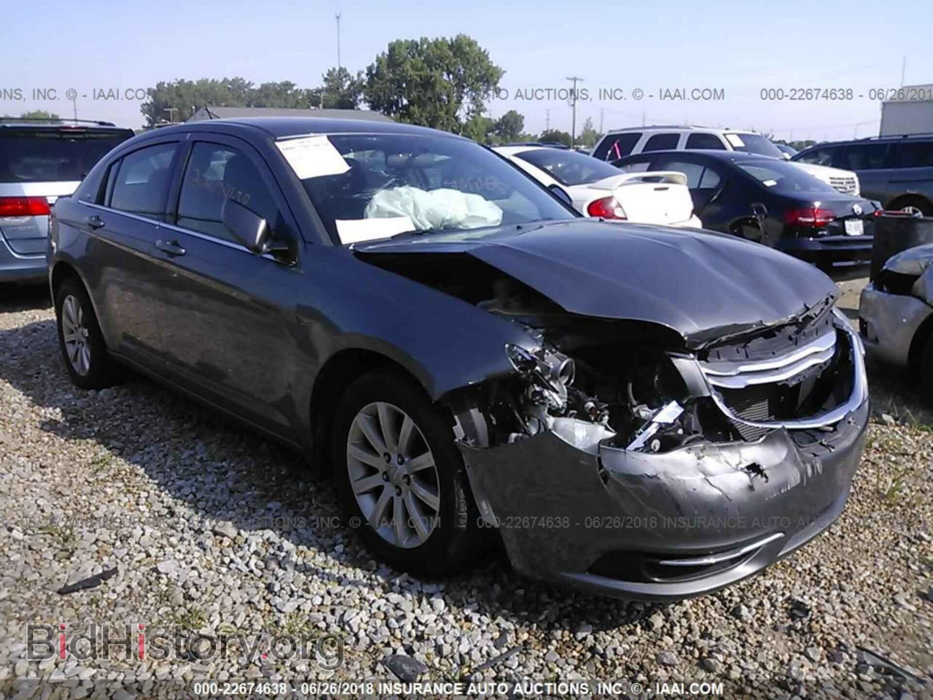 Фотография 1C3CCBBB0CN132024 - Chrysler 200 2012