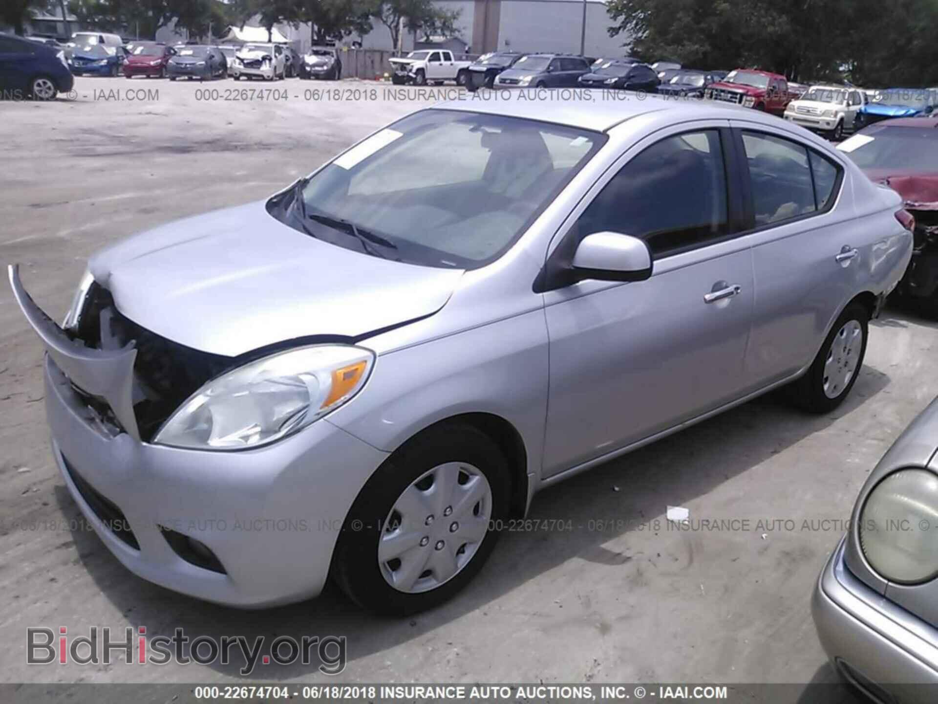 2012 Nissan Versa - VIN: 3N1CN7AP1CL907191 - Фото 2