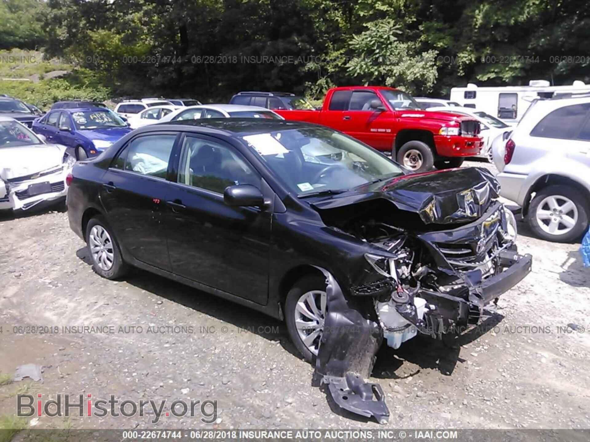Фотография 2T1BU4EE8DC037219 - Toyota Corolla 2013