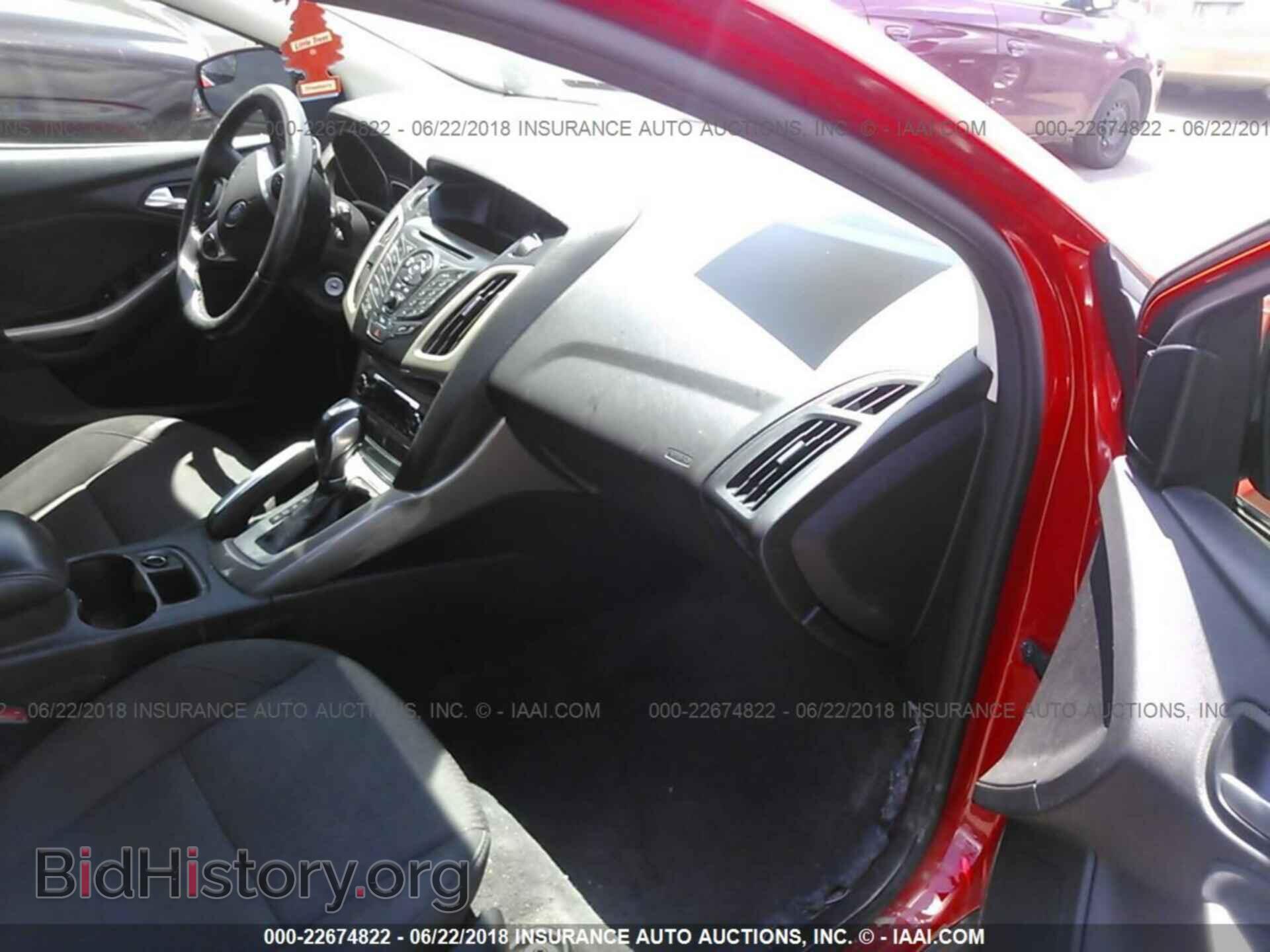 2012 Ford Focus - VIN: 1FAHP3M24CL252466 - Фото 5