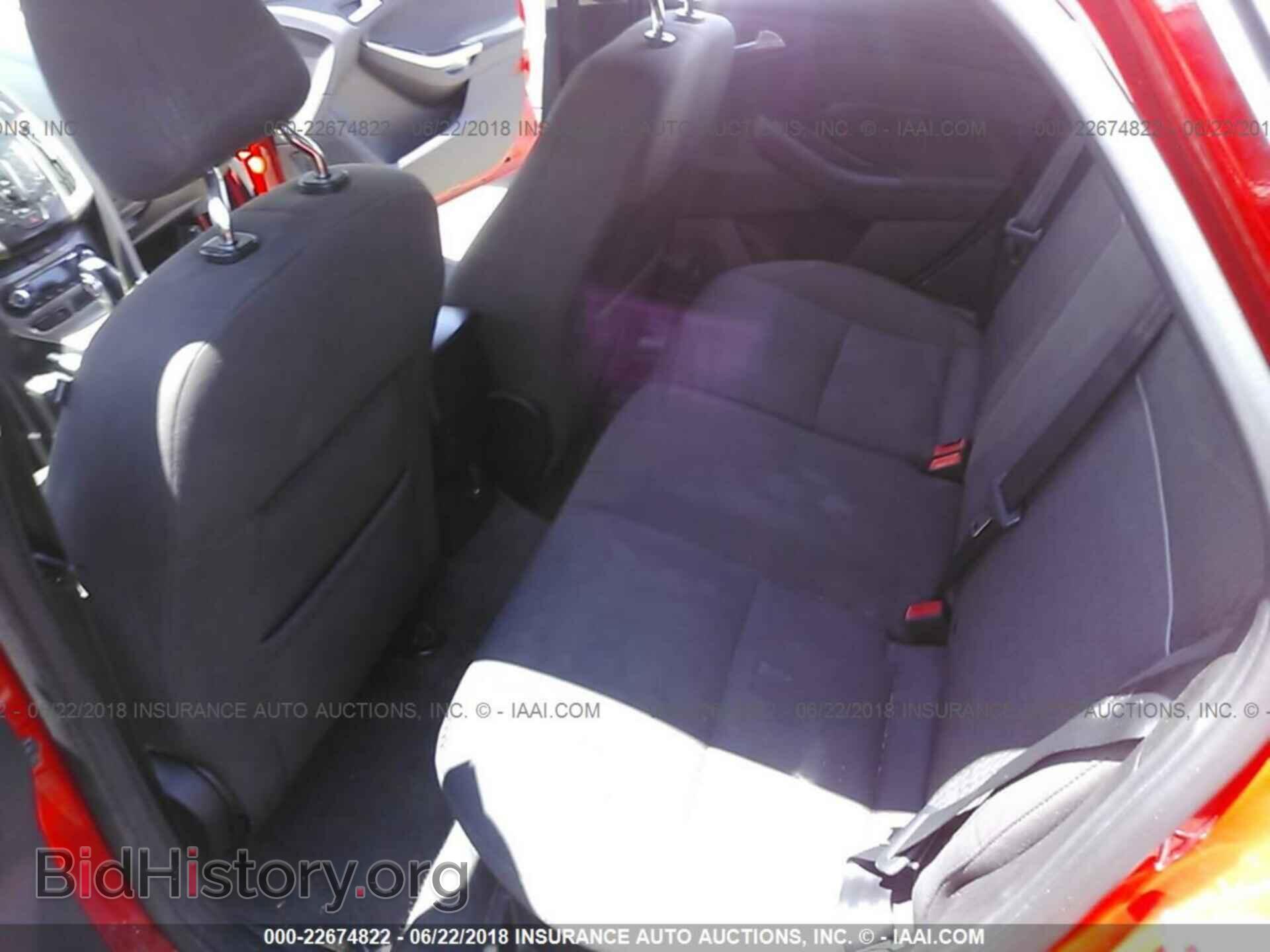 2012 Ford Focus - VIN: 1FAHP3M24CL252466 - Фото 8