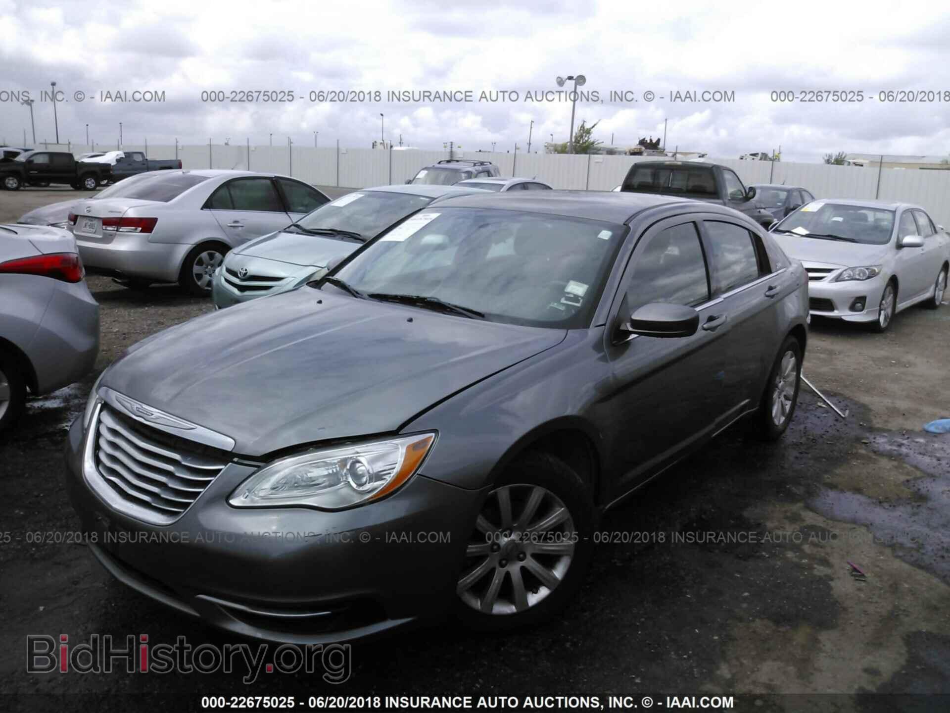 2012 CHRYSLER 200 - VIN: 1C3CCBBB9CN289356 - Фото 2