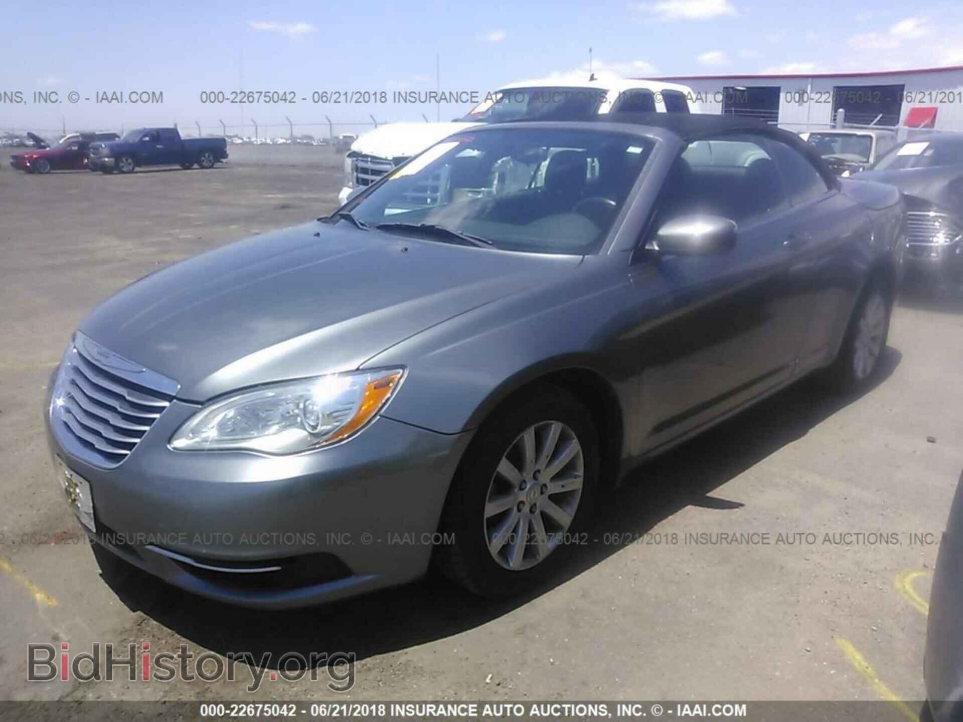 2012 Chrysler 200 - VIN: 1C3BCBEB8CN119299 - Фото 2