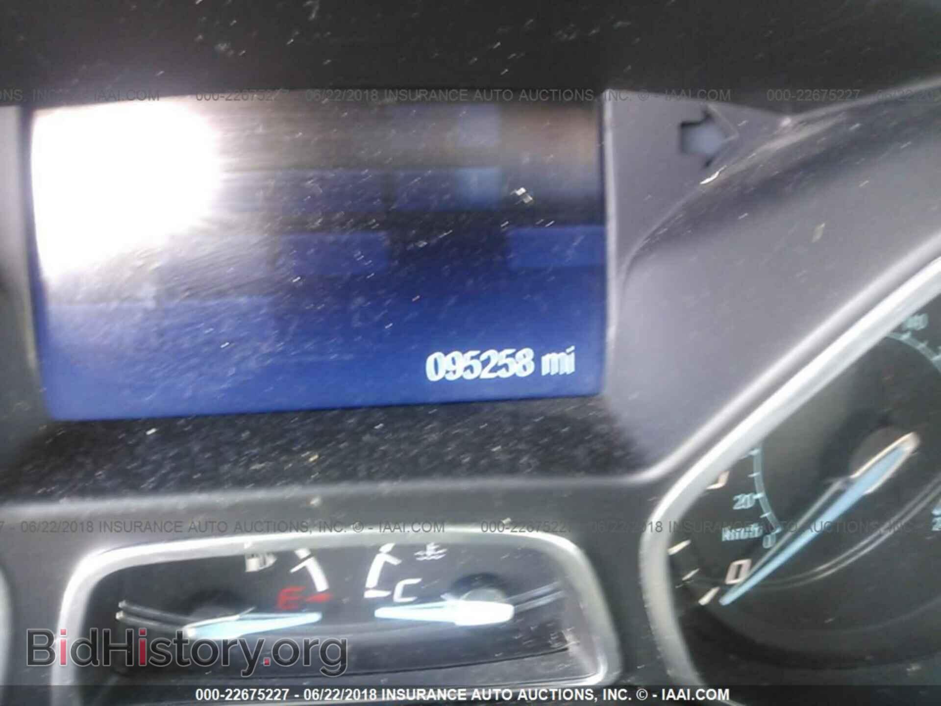 2014 Ford Focus - VIN: 1FADP3F24EL183695 - Photo 7