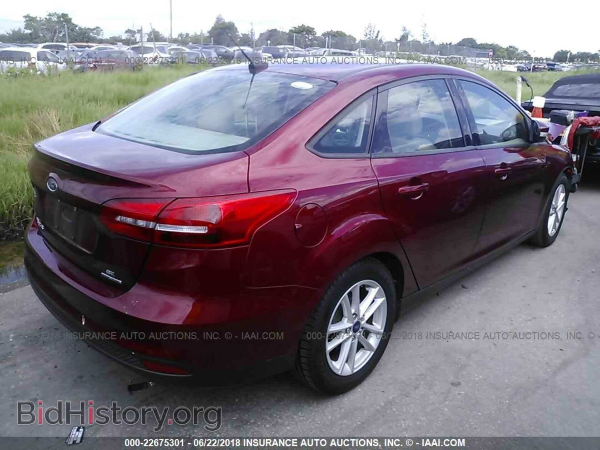 2016 Ford Focus - VIN: 1FADP3F20GL356356 - Фото 4