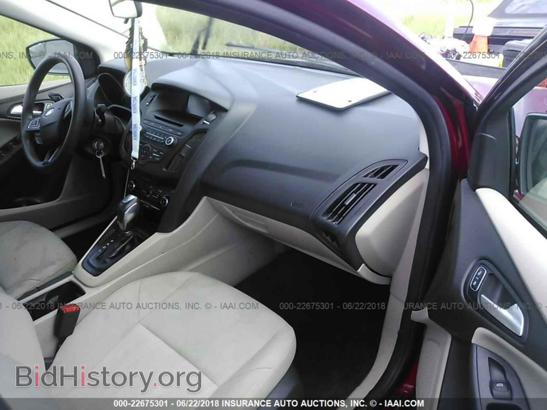 2016 Ford Focus - VIN: 1FADP3F20GL356356 - Фото 5