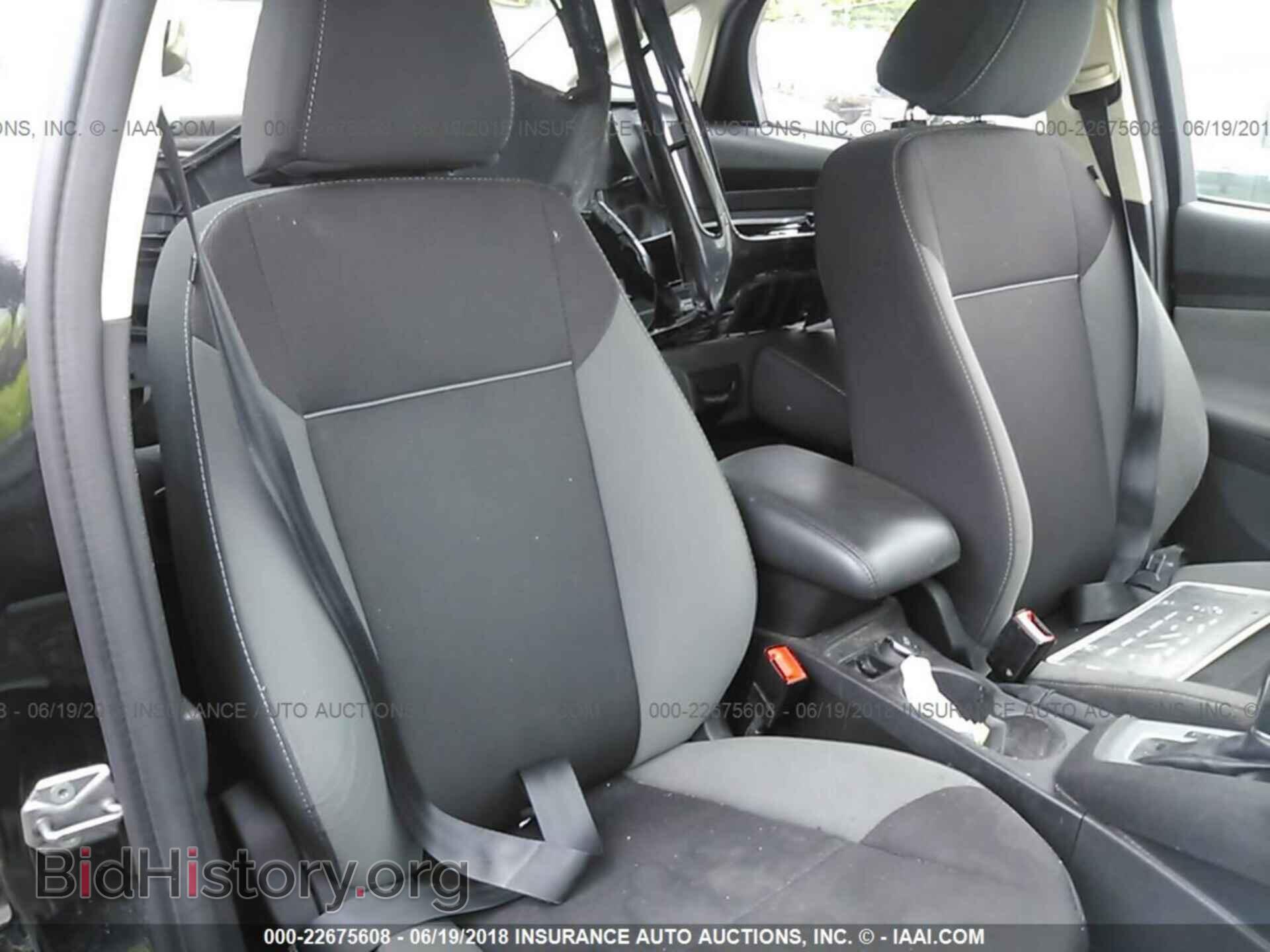 2013 Ford Focus - VIN: 1FADP3F24DL219898 - Photo 8
