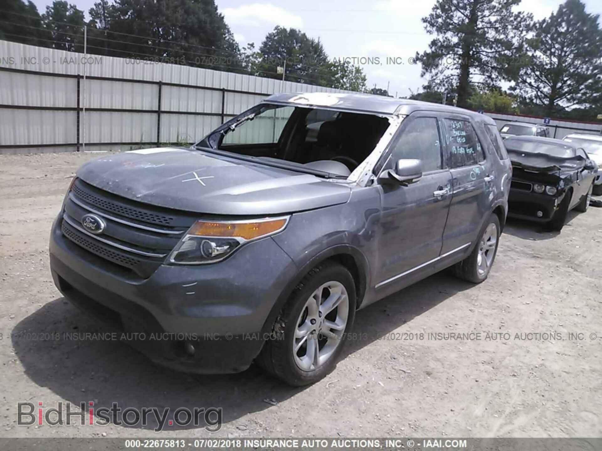 2013 Ford Explorer - VIN: 1FM5K7F88DGC11512 - Photo 2