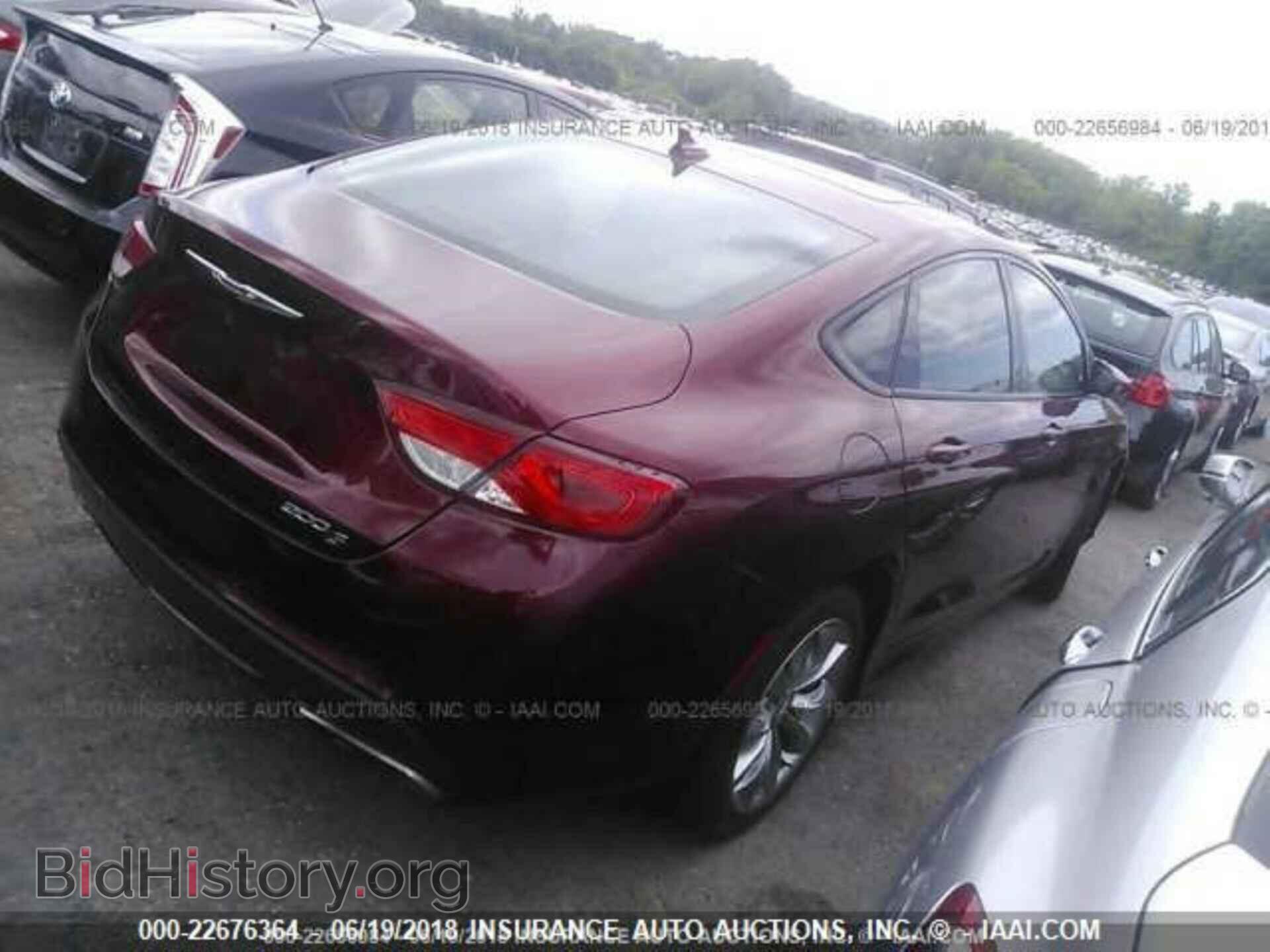 2015 Chrysler 200 - VIN: 1C3CCCBB6FN678367 - Photo 4