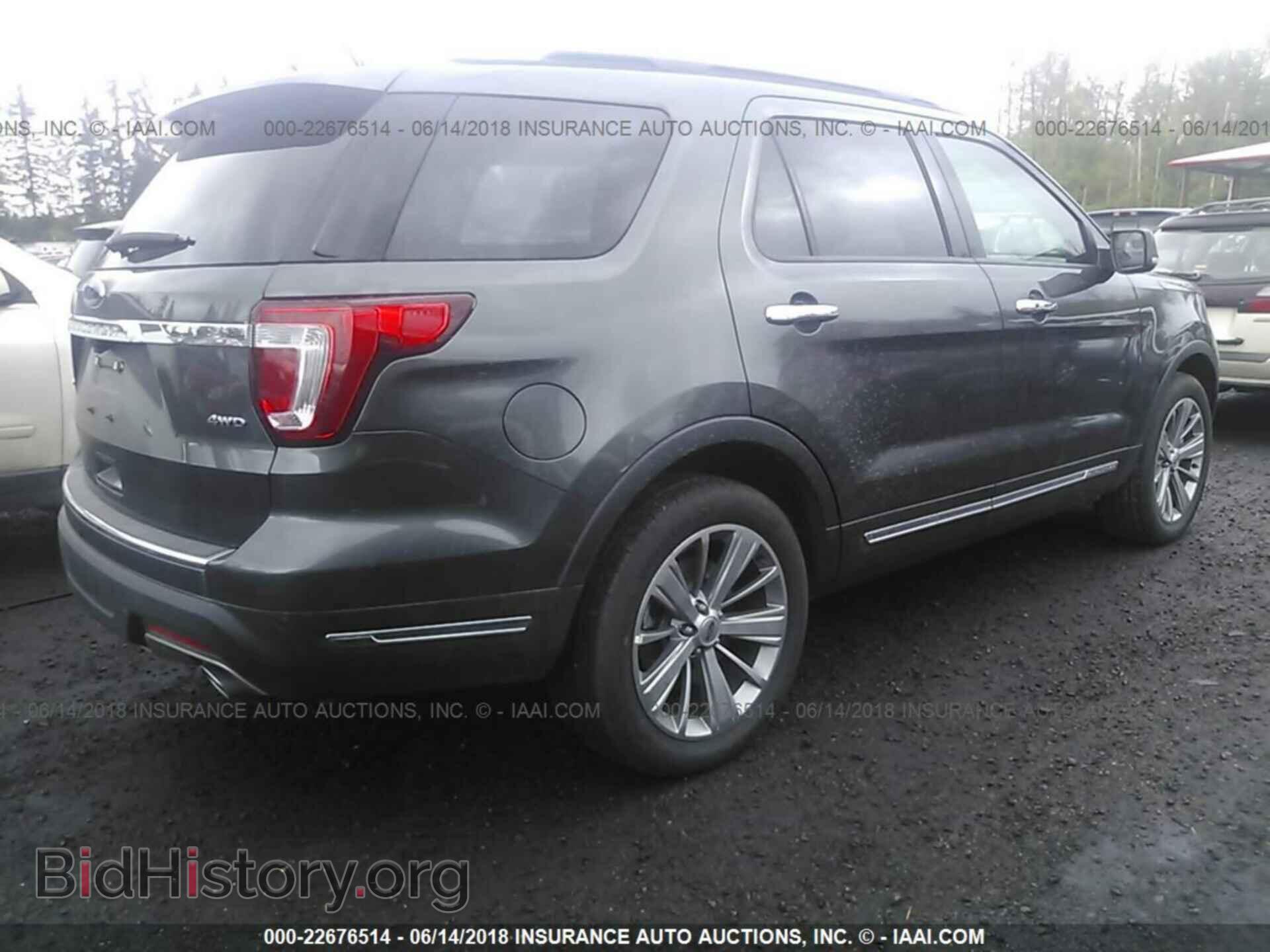 2018 Ford Explorer - VIN: 1FM5K8F87JGB10852 - Фото 4