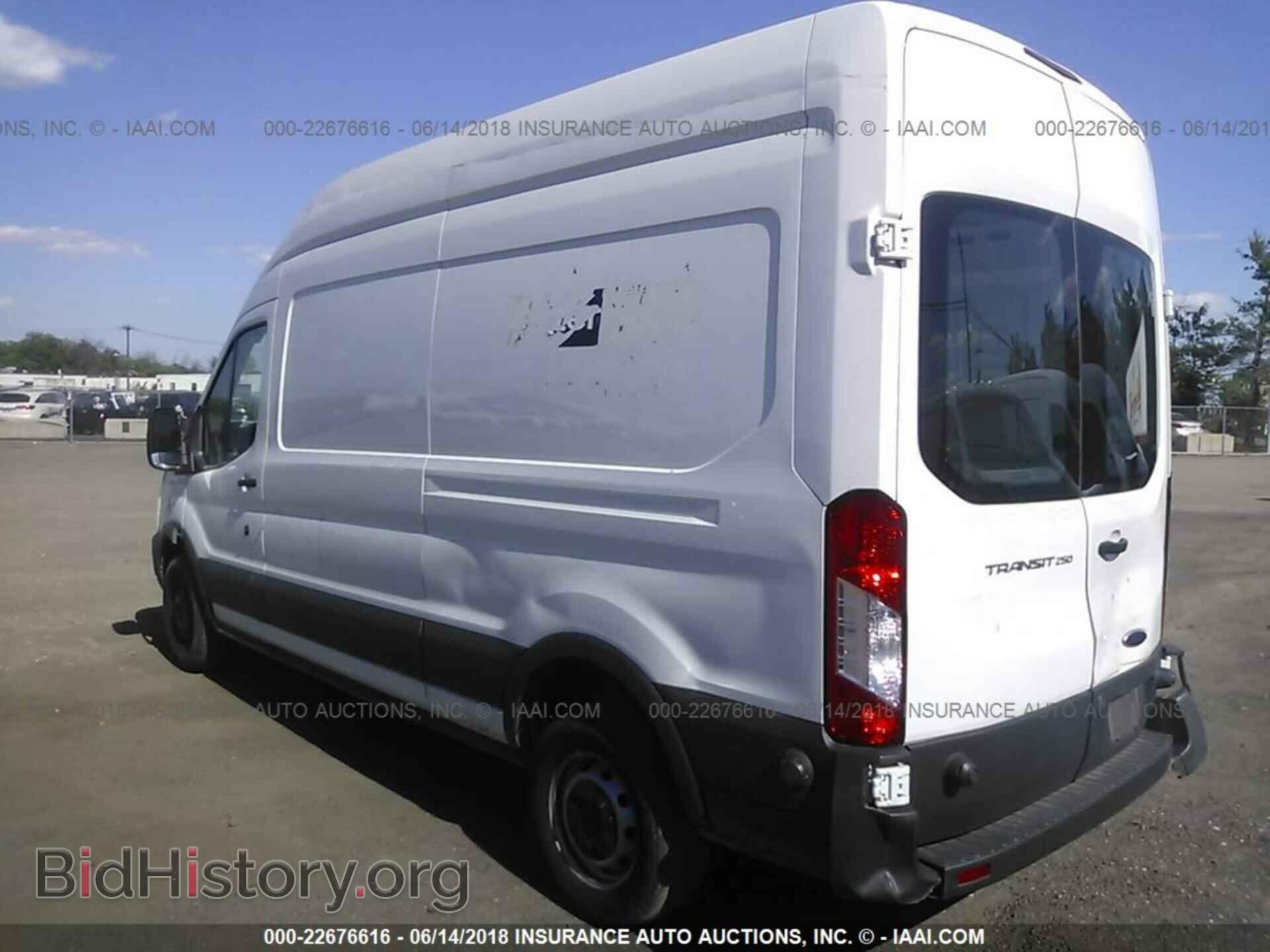 2017 Ford Transit - VIN: 1FTYR2XM4HKB04360 - Photo 3
