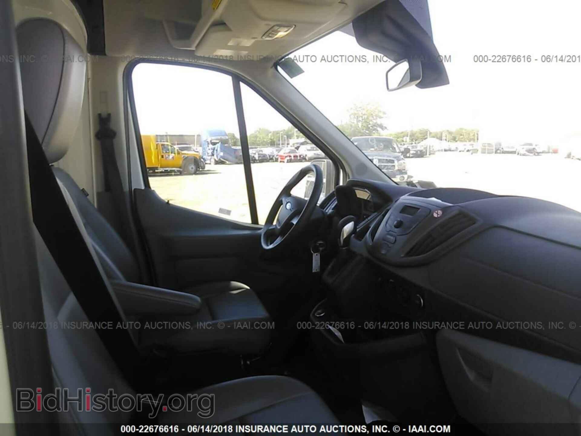 2017 Ford Transit - VIN: 1FTYR2XM4HKB04360 - Photo 5