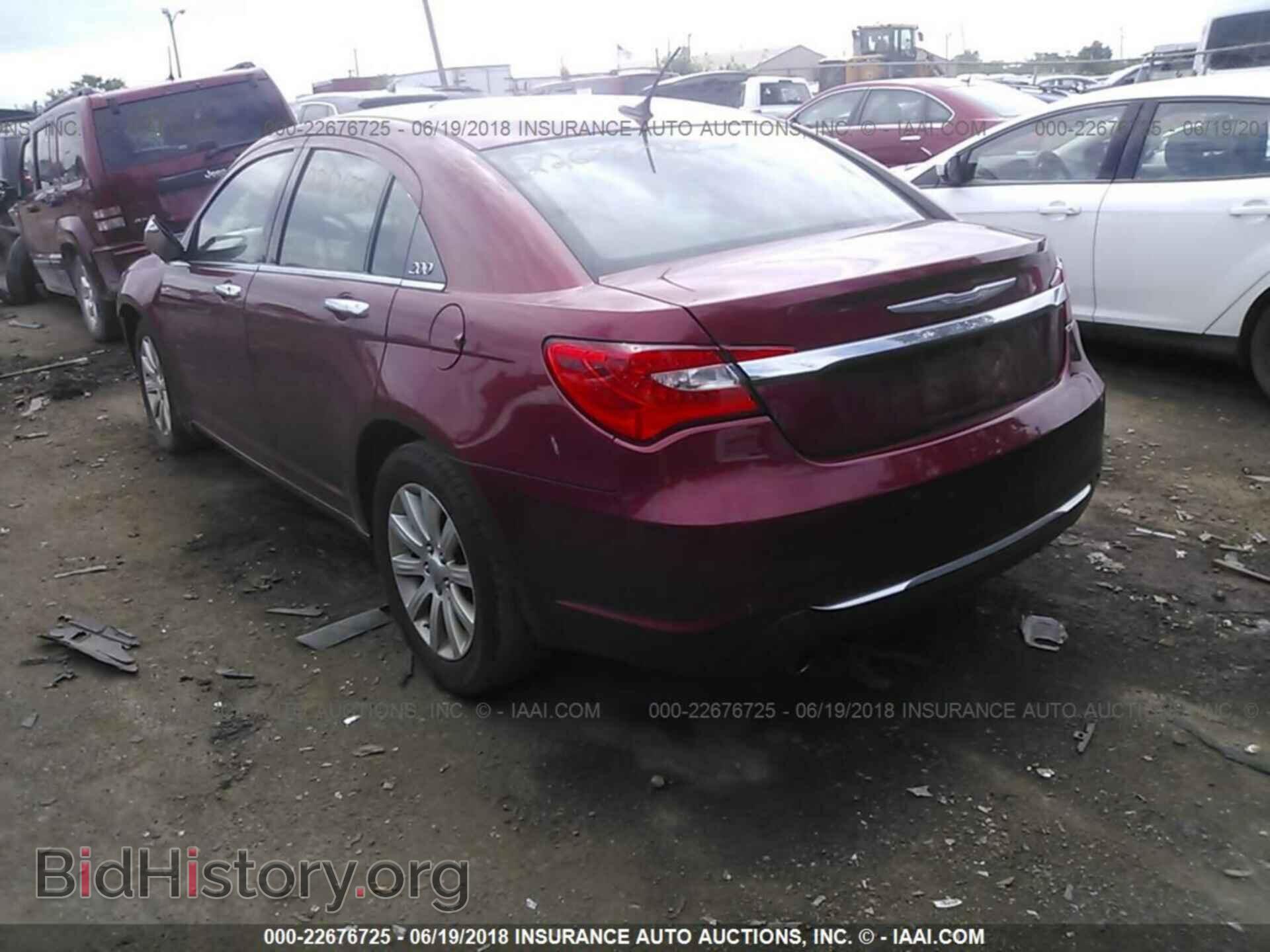 2013 Chrysler 200 - VIN: 1C3CCBCG1DN727590 - Photo 3