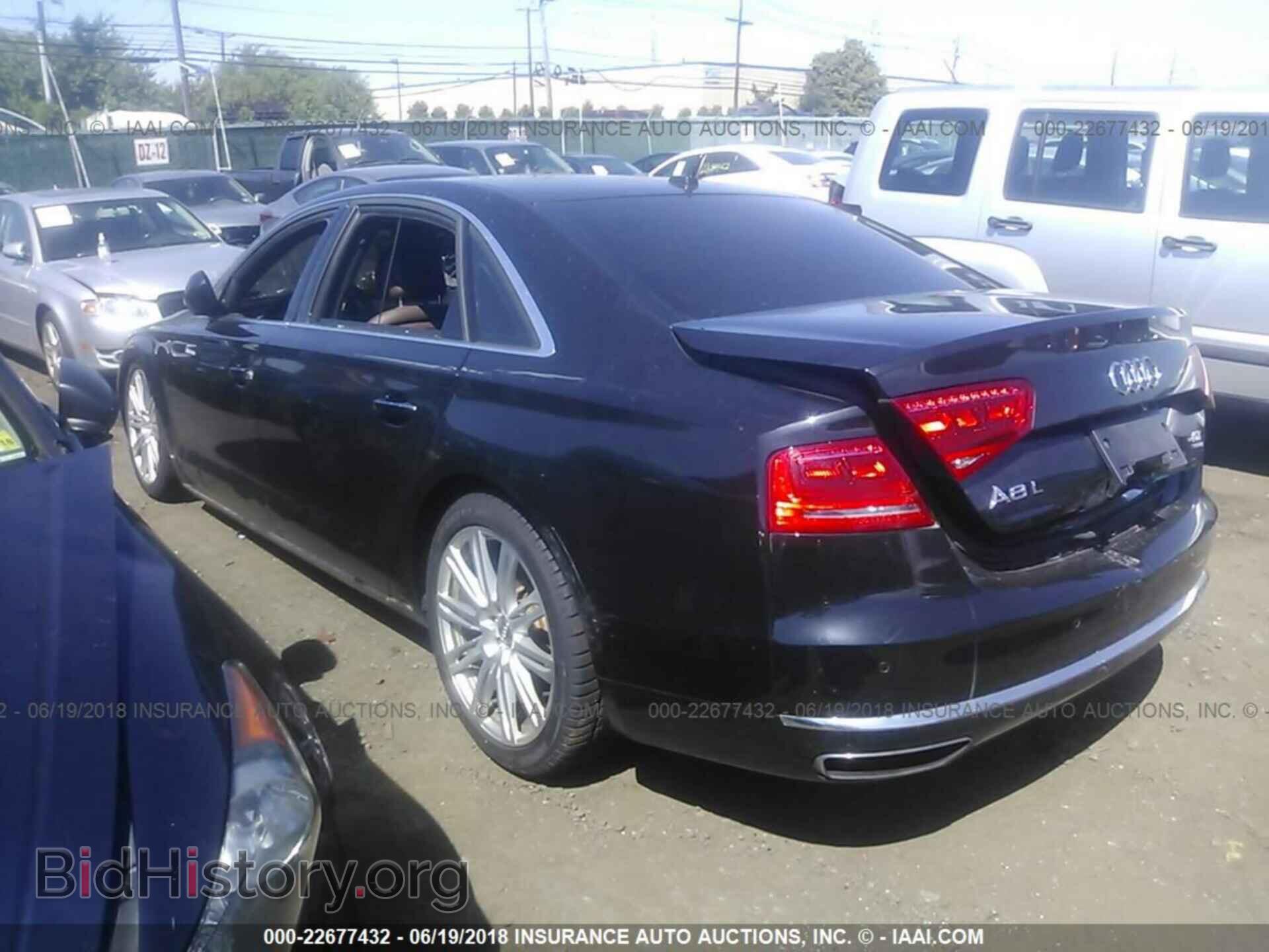 2013 Audi A8 - VIN: WAUR2AFD4DN011056 - Фото 3