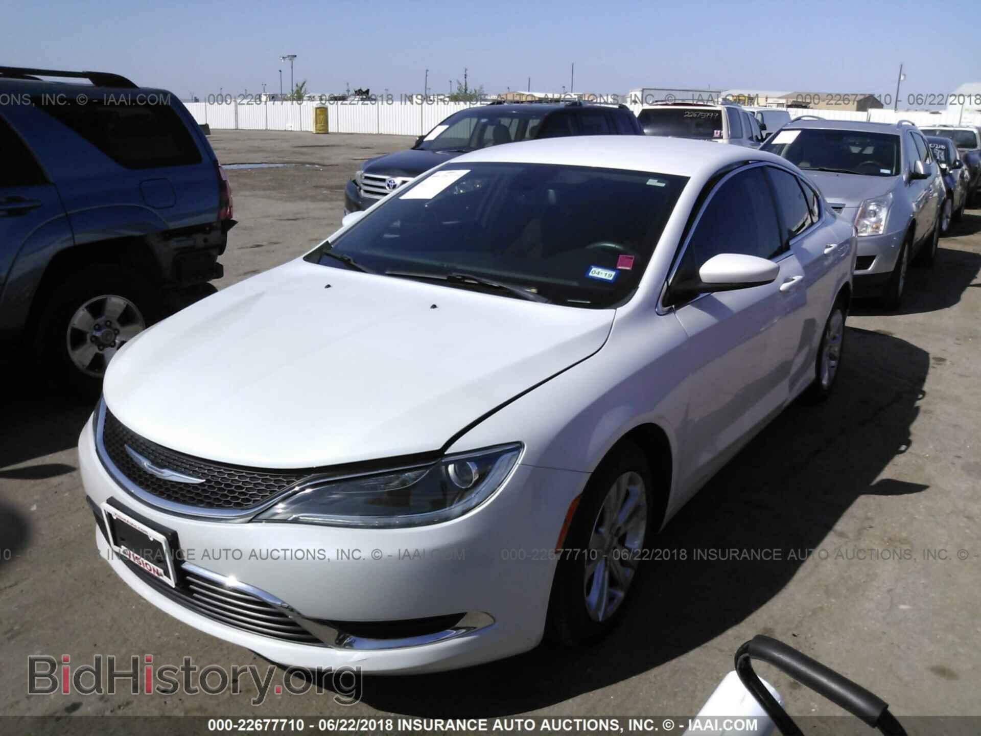 2015 Chrysler 200 - VIN: 1C3CCCAB7FN581664 - Фото 2