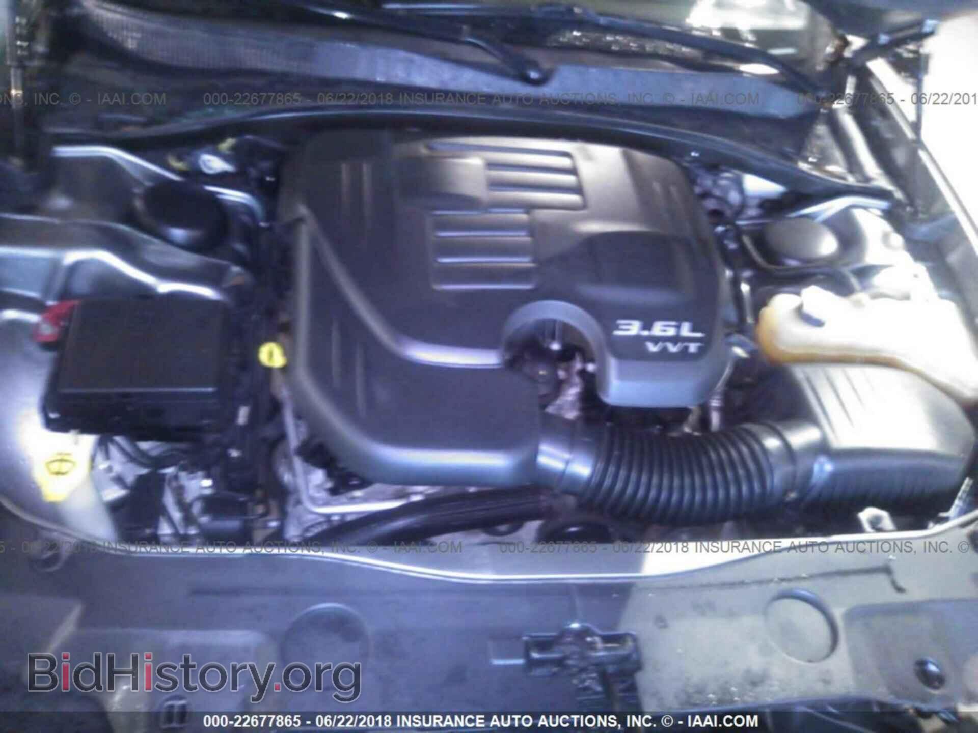 2011 Dodge Charger - VIN: 2B3CL3CG6BH566873 - Фото 10