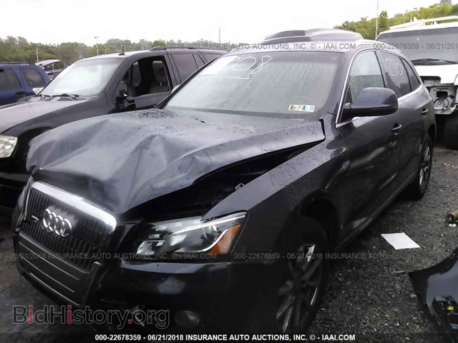 2012 Audi Q5 - VIN: WA1LFAFP2CA068024 - Photo 2