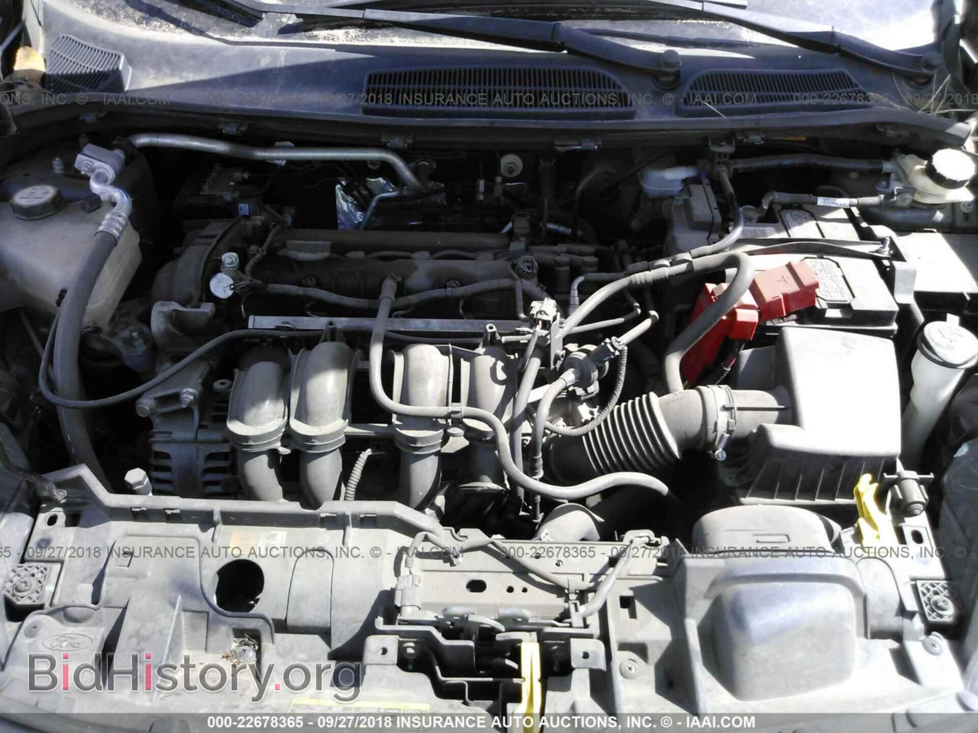 2014 Ford Fiesta - VIN: 3FADP4EJ4EM102000 - Photo 10