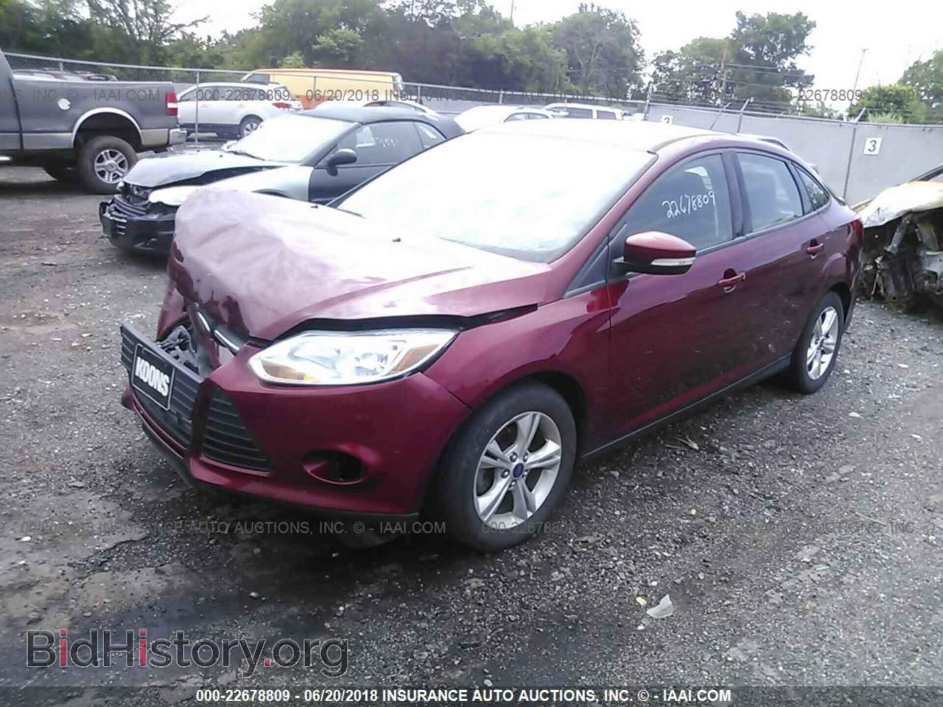 2013 Ford Focus - VIN: 1FADP3F24DL294701 - Photo 2
