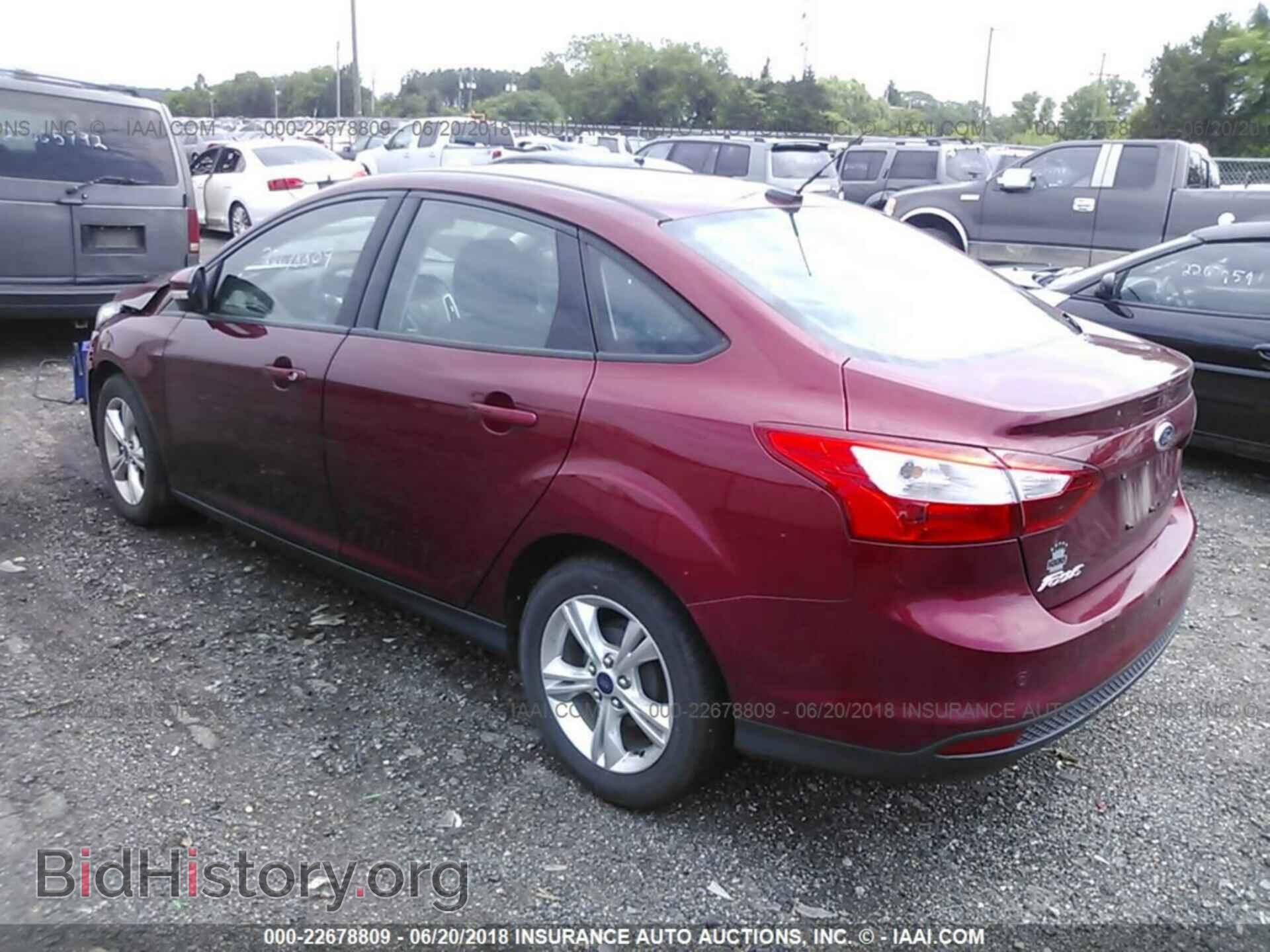 2013 Ford Focus - VIN: 1FADP3F24DL294701 - Photo 3