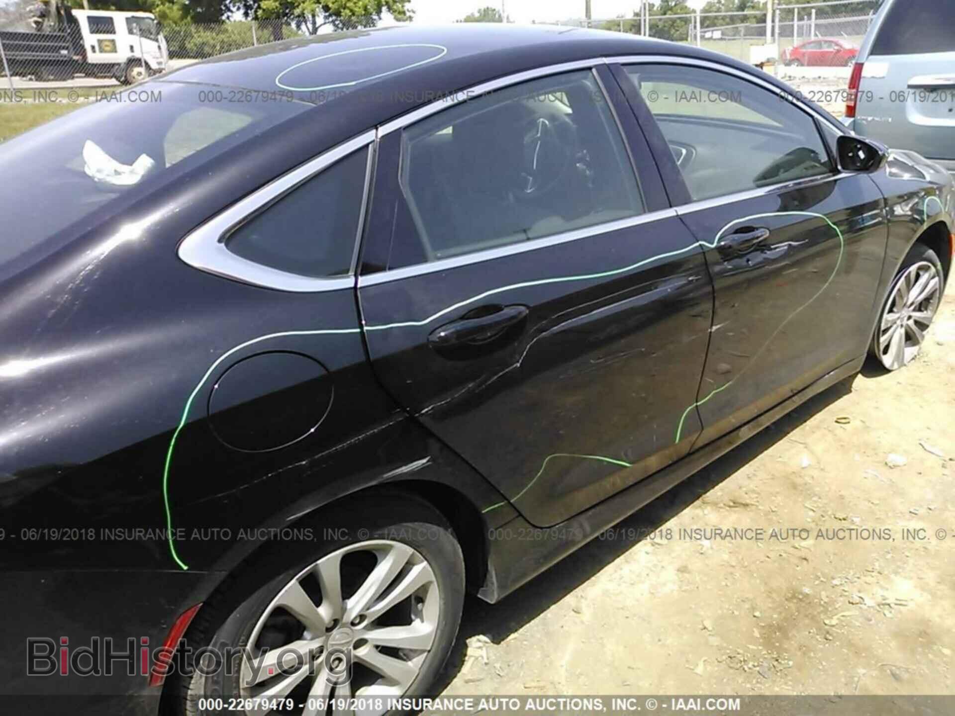 2015 Chrysler 200 - VIN: 1C3CCCAB3FN757318 - Photo 6