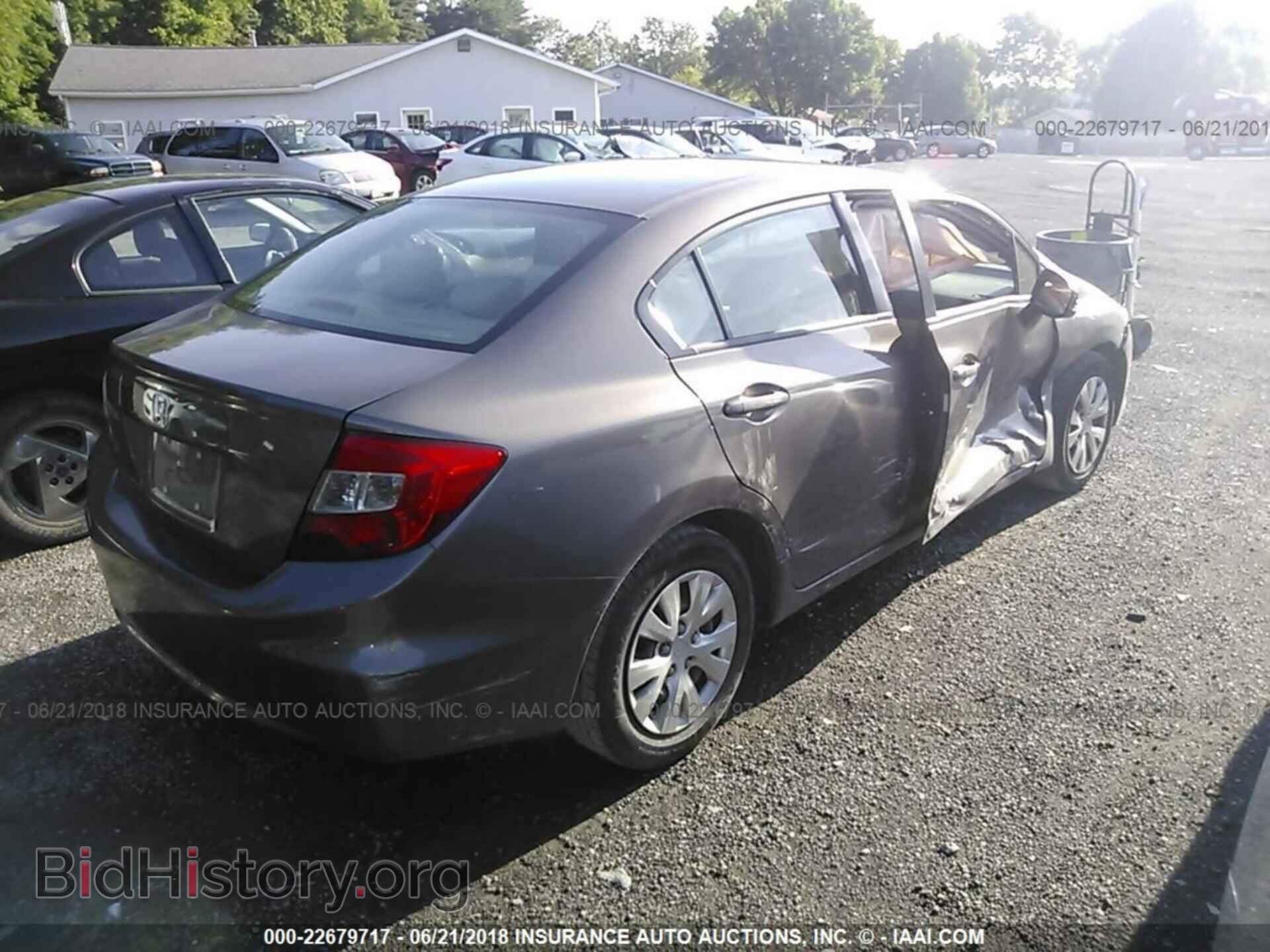 2012 Honda CIVIC (VIN 2HGFB2F55CH525964) — photo 4 of 10
