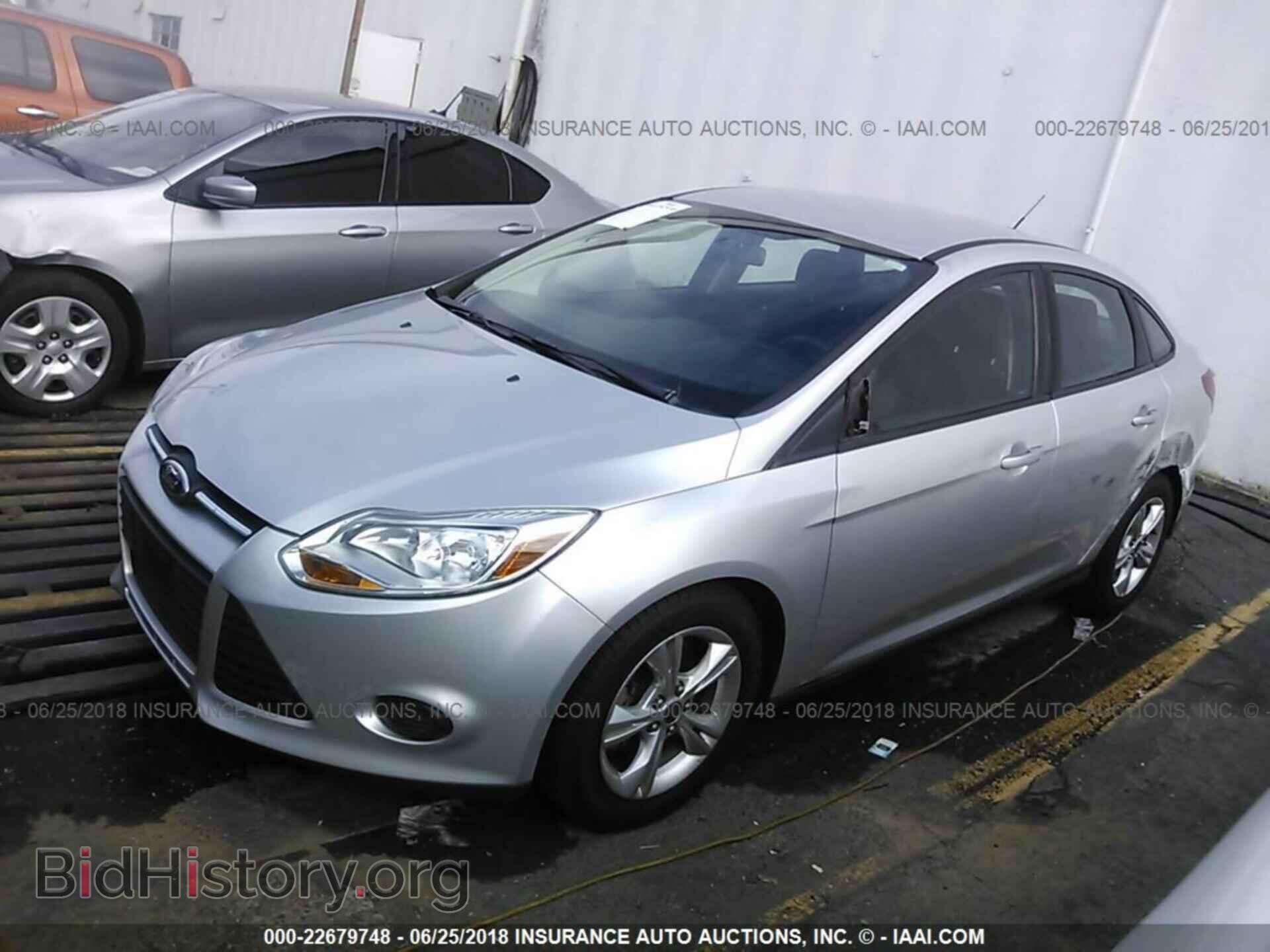 2014 Ford Focus - VIN: 1FADP3F28EL312358 - Фото 2