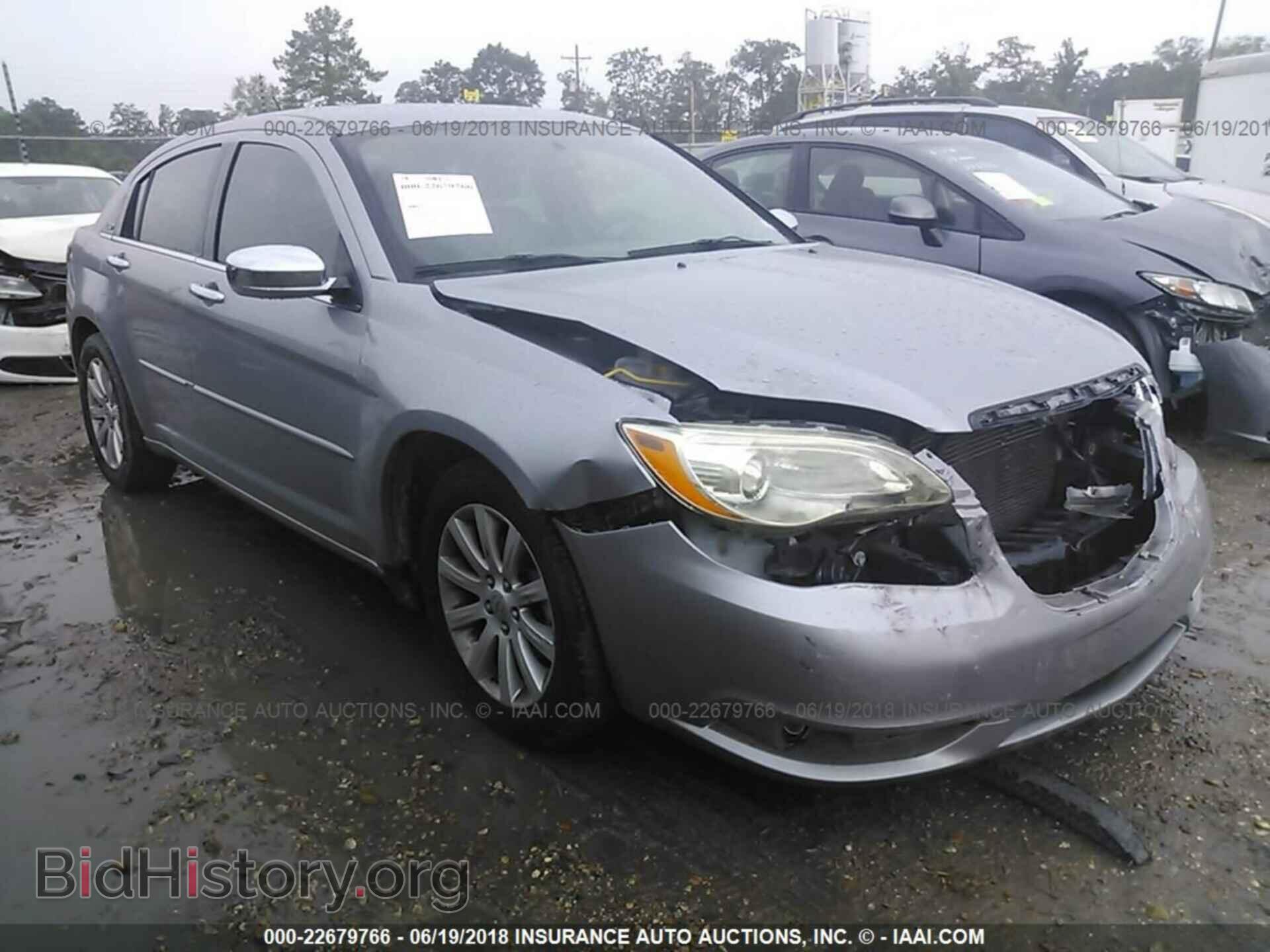 Photo 1C3CCBCB0DN634208 - Chrysler 200 2013