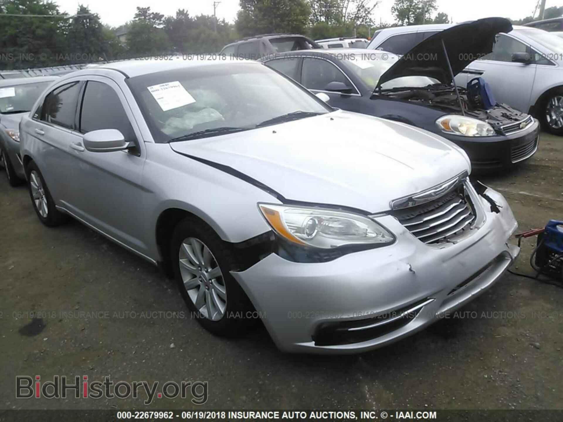 Фотография 1C3CCBBG5CN139661 - Chrysler 200 2012