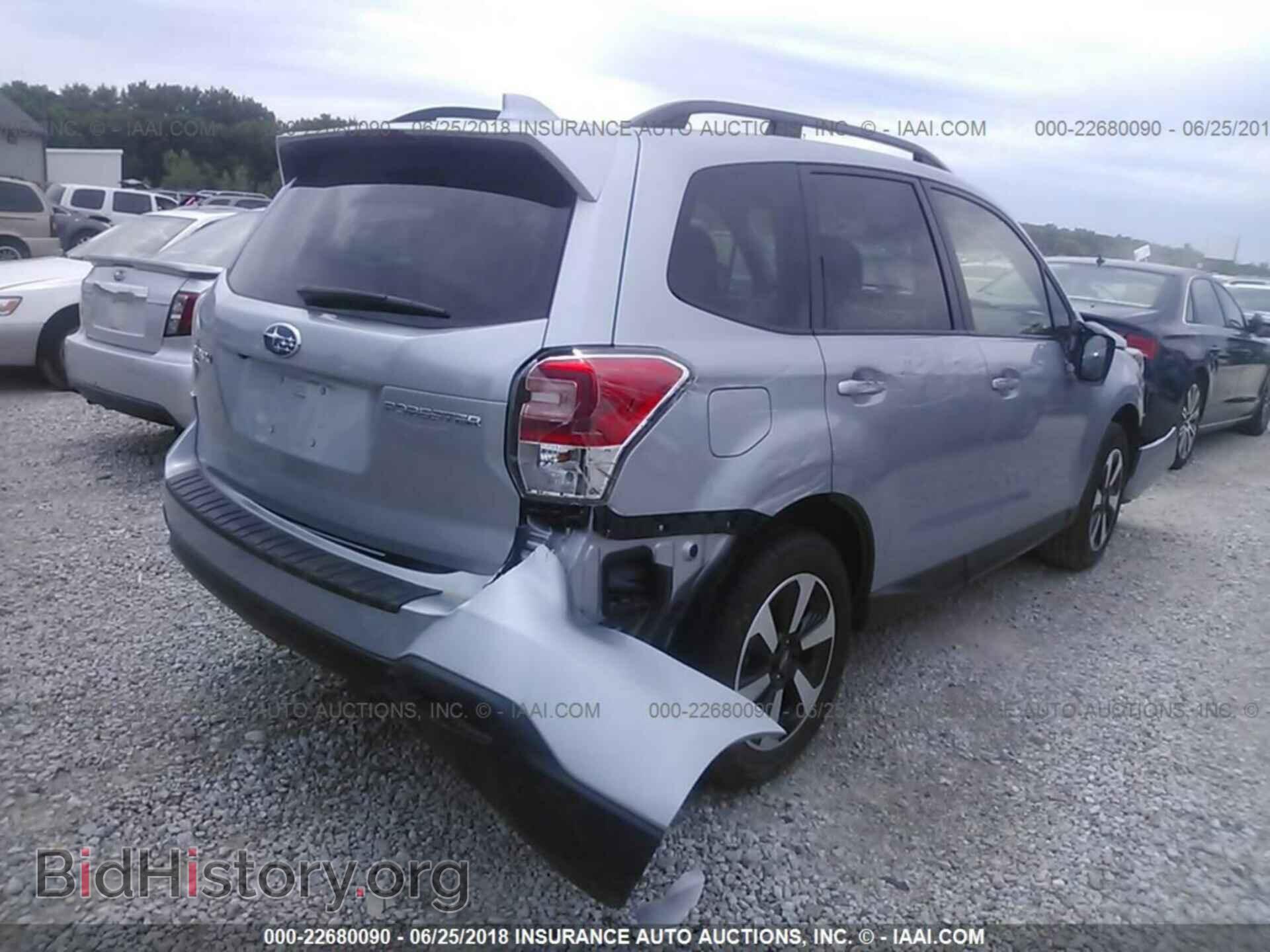 2018 Subaru Forester - VIN: JF2SJAEC8JG471483 - Photo 4