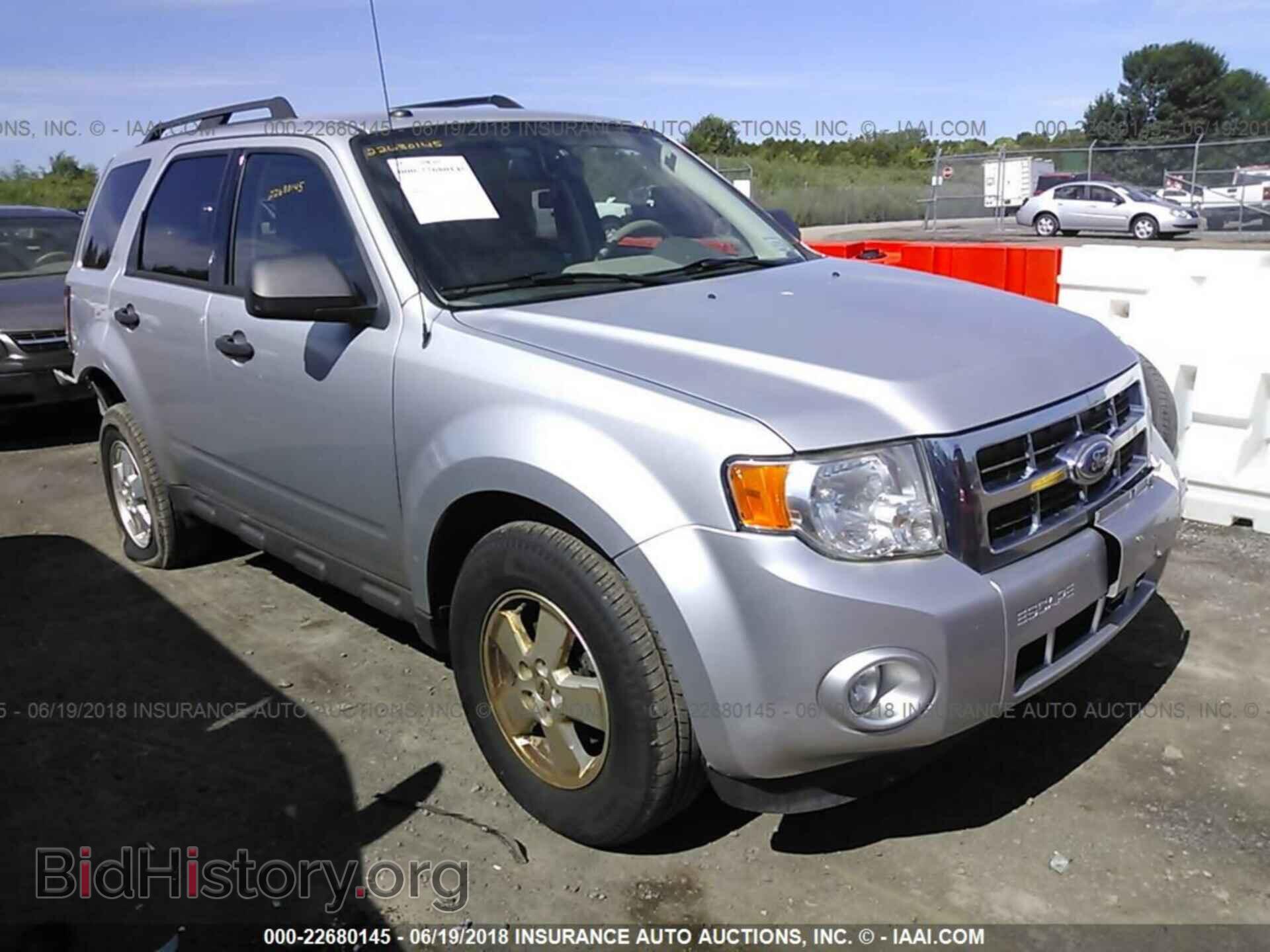 Photo 1FMCU0D71CKB44685 - Ford Escape 2012