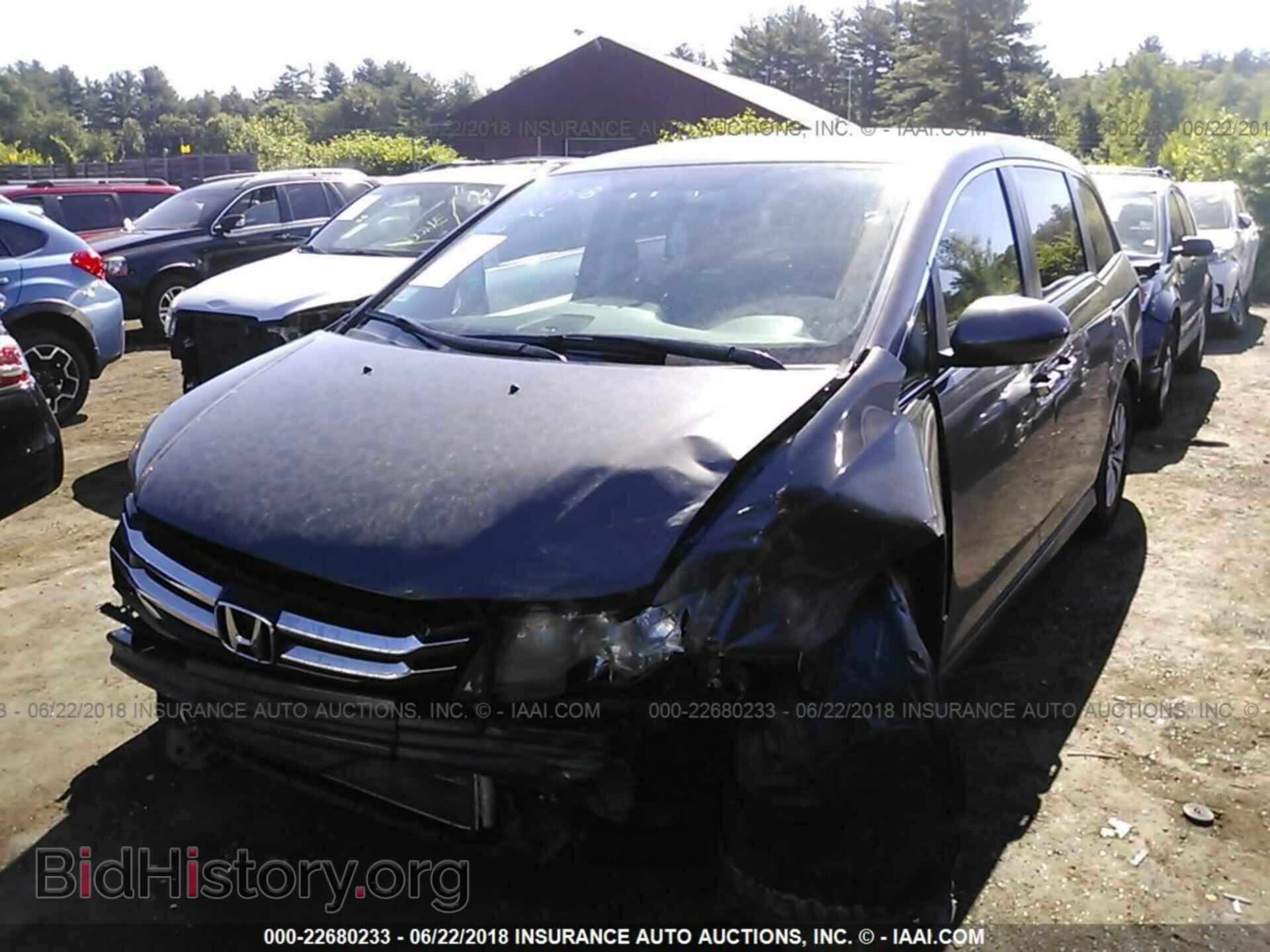 2014 Honda Odyssey - VIN: 5FNRL5H4XEB079026 - Фото 2