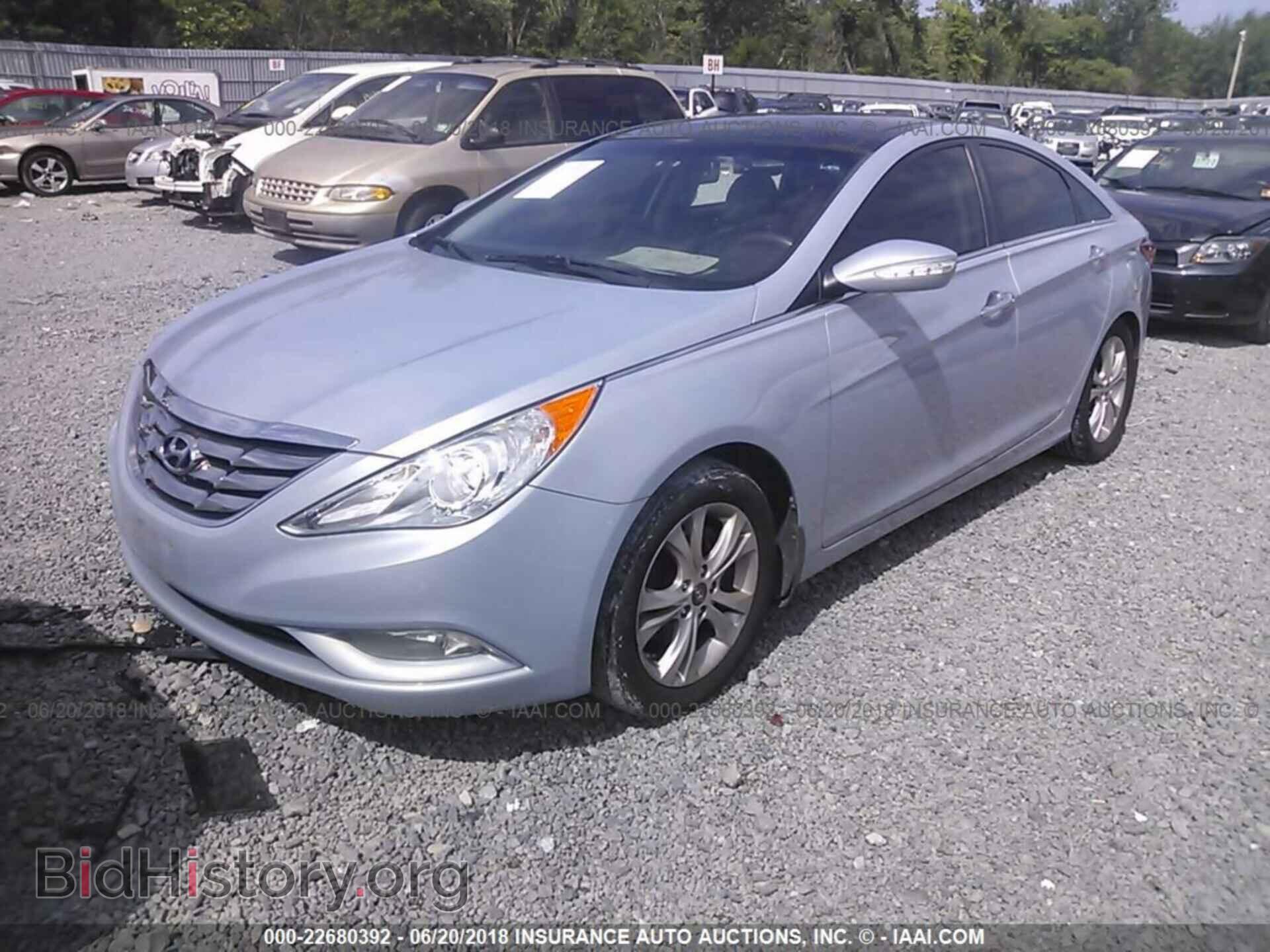 2012 Hyundai Sonata - VIN: 5NPEC4AC5CH452661 - Photo 2