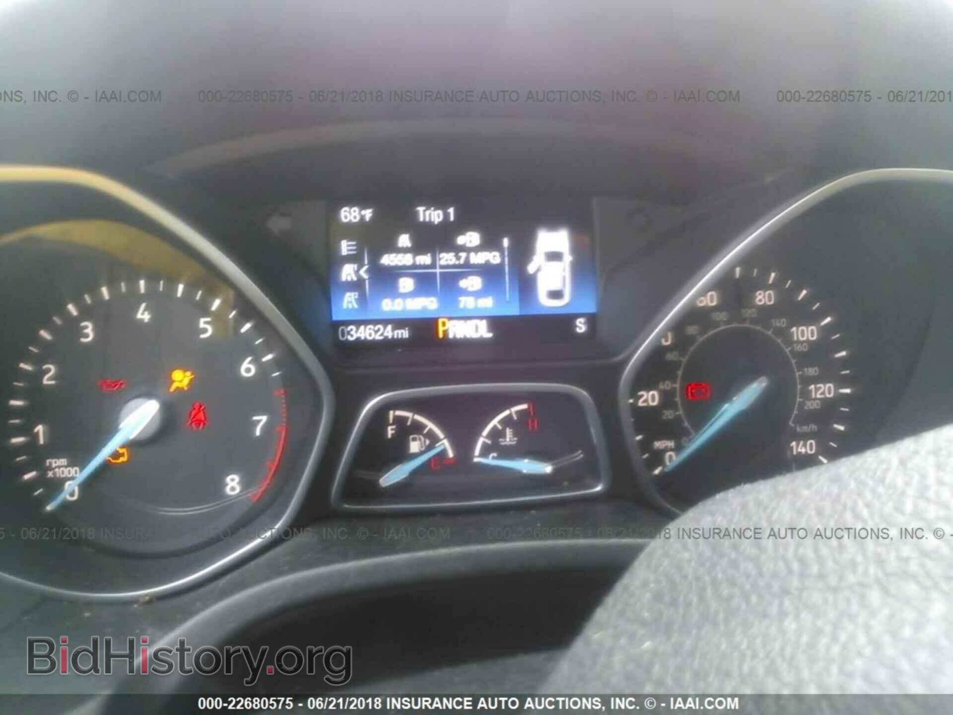 2016 Ford Focus - VIN: 1FADP3F21GL403202 - Photo 7