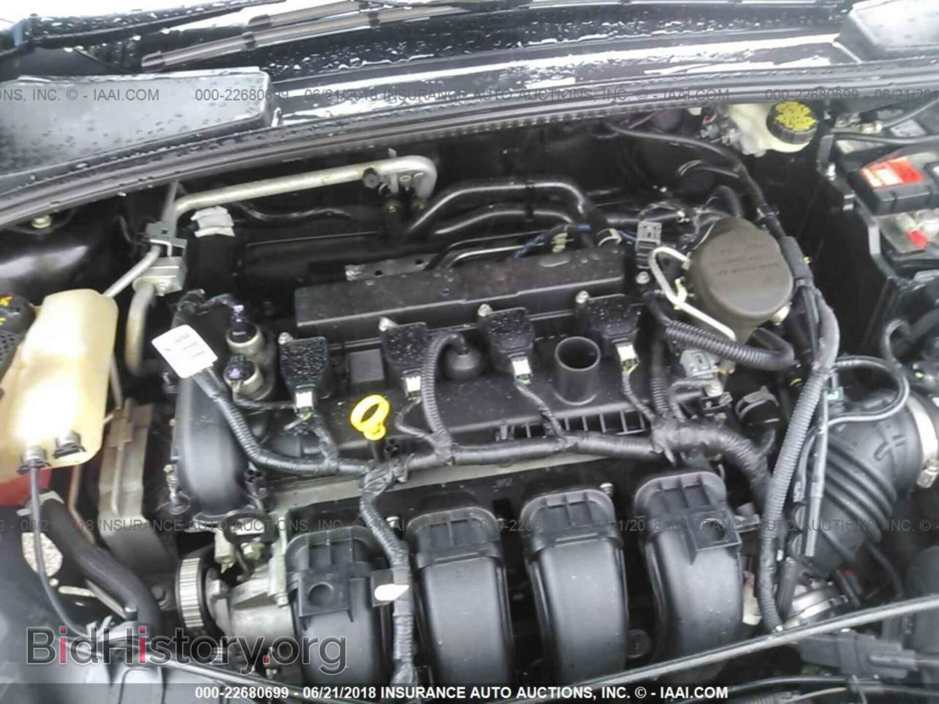 2016 Ford Focus - VIN: 1FADP3E24GL211340 - Фото 10