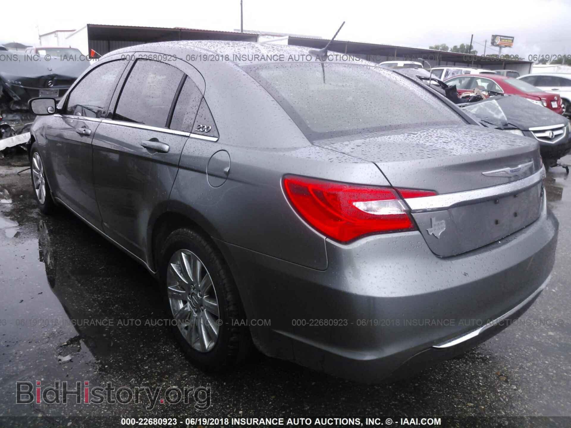 2012 Chrysler 200 - VIN: 1C3CCBAB6CN226183 - Фото 3