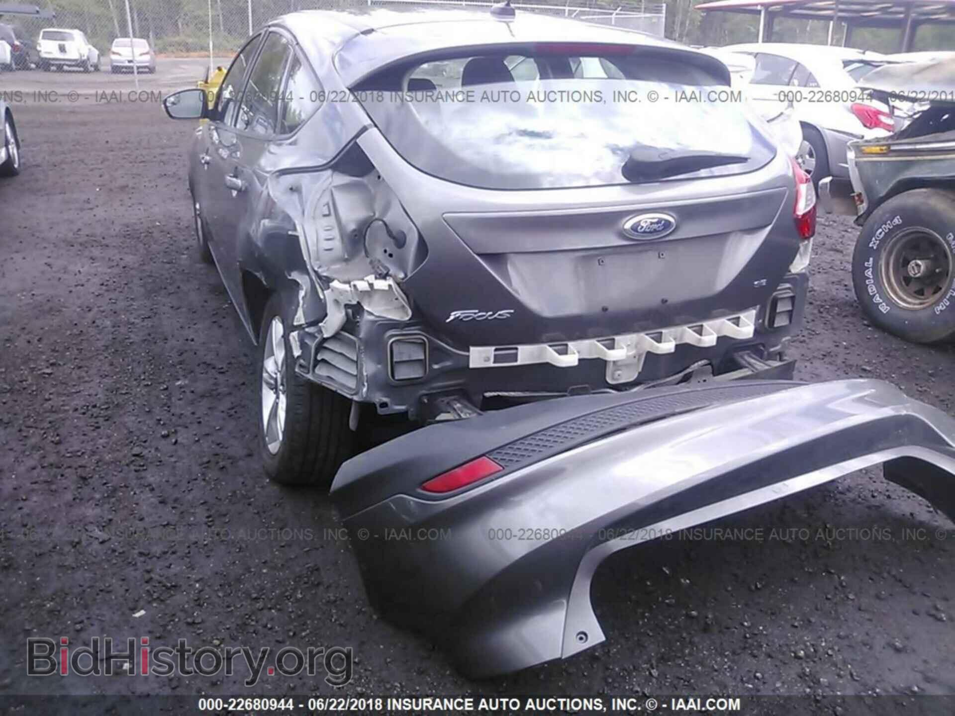 2013 Ford Focus - VIN: 1FADP3K21DL313596 - Фото 3