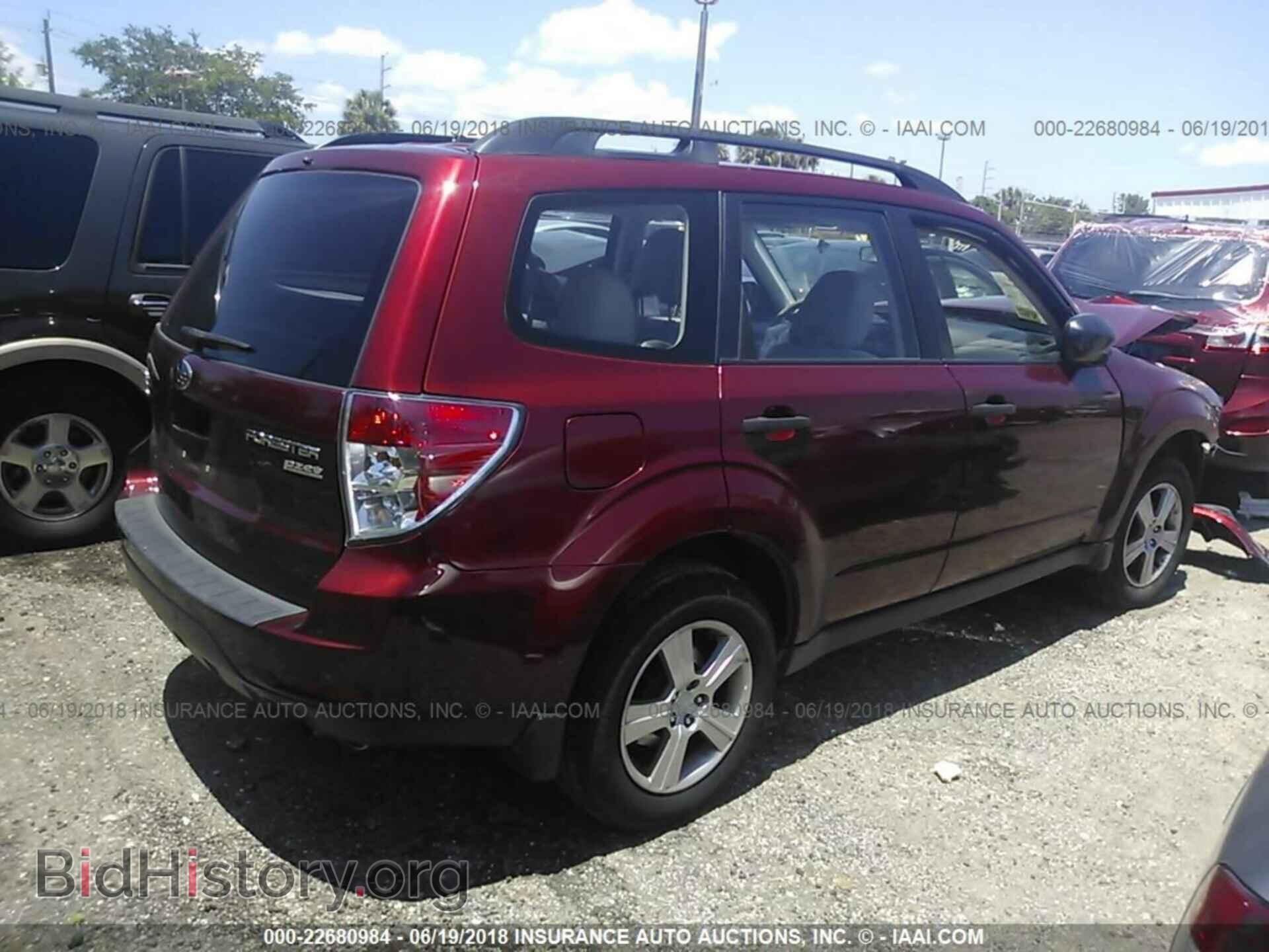 2011 Subaru Forester - VIN: JF2SHABC2BH777008 - Фото 4