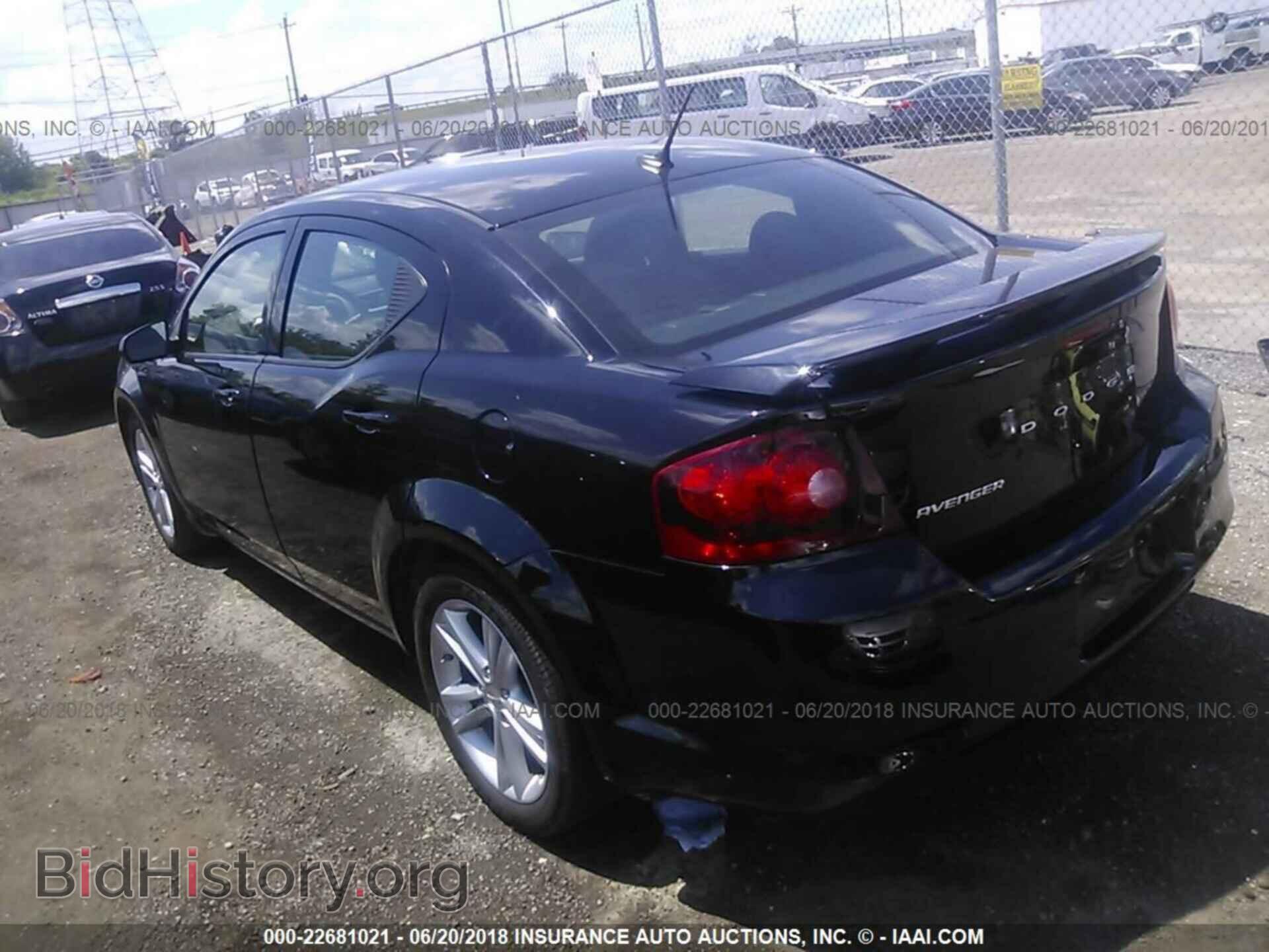 2013 Dodge Avenger - VIN: 1C3CDZAG5DN582188 - Photo 3
